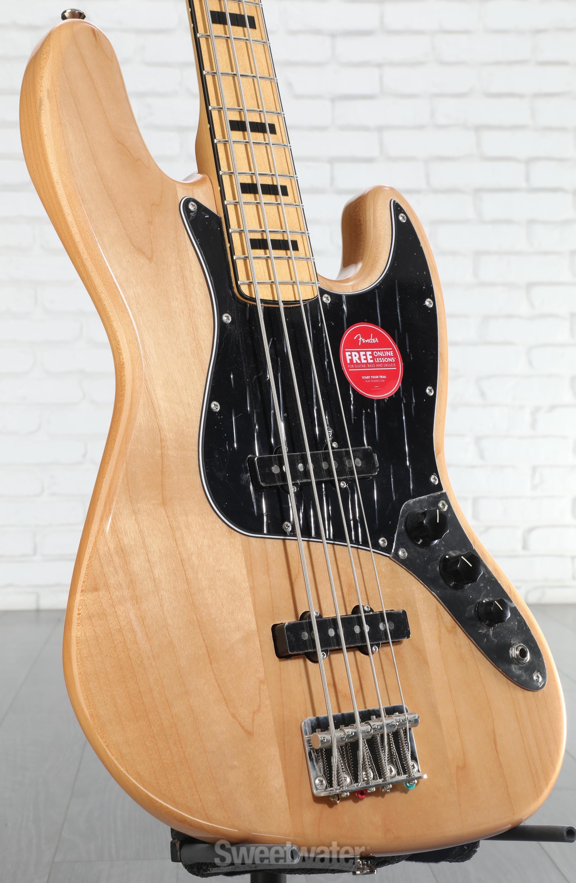 ベース Classic Vibe '70s Jazz Bass Natural Squier Classic Vibe '70s Jazz Bass - Natural | Sweetwater