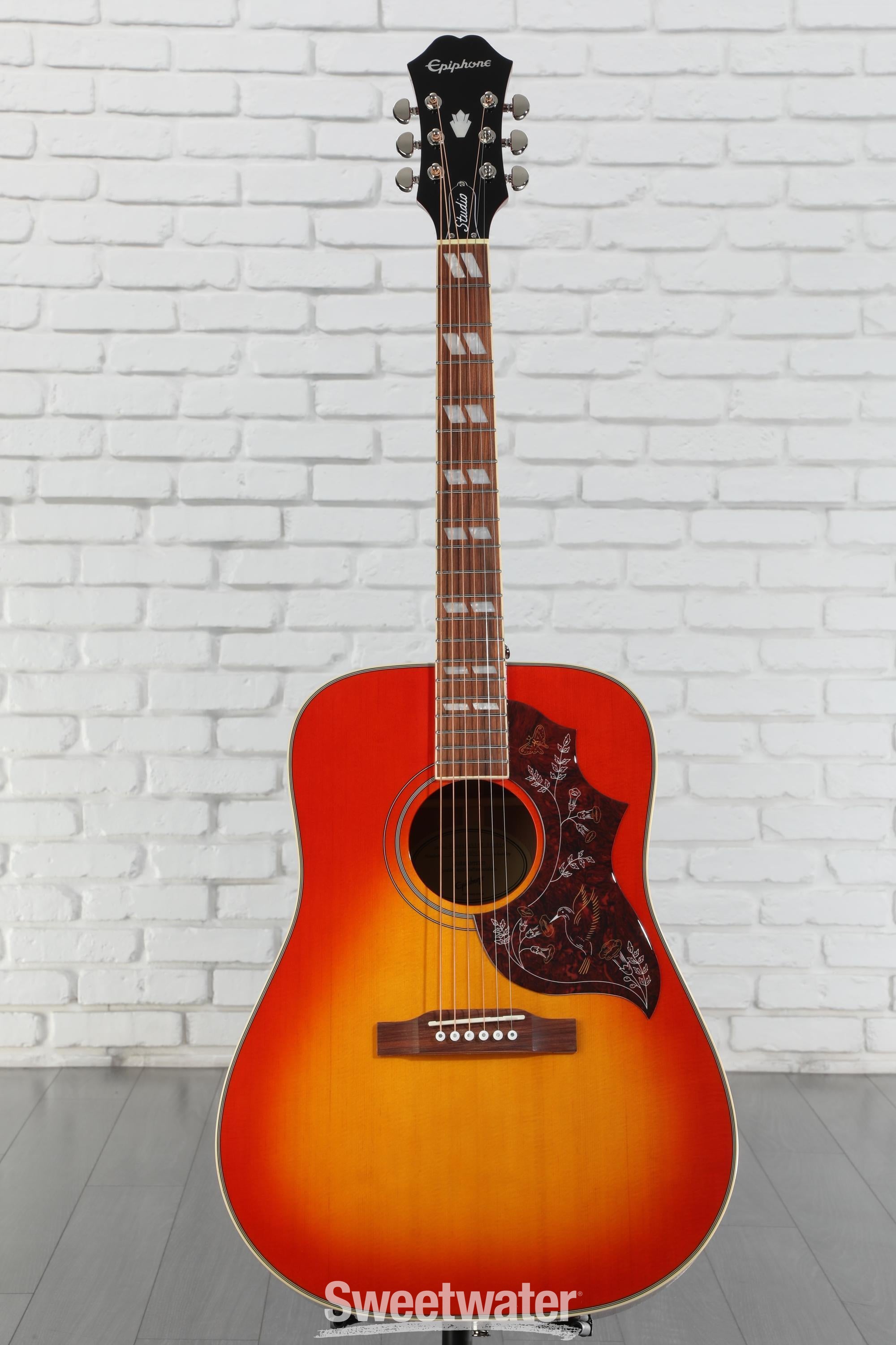 Epiphone Hummingbird Pro 2017チェリーサンバースト Epiphone Hummingbird Studio Acoustic-Electric Guitar - Faded