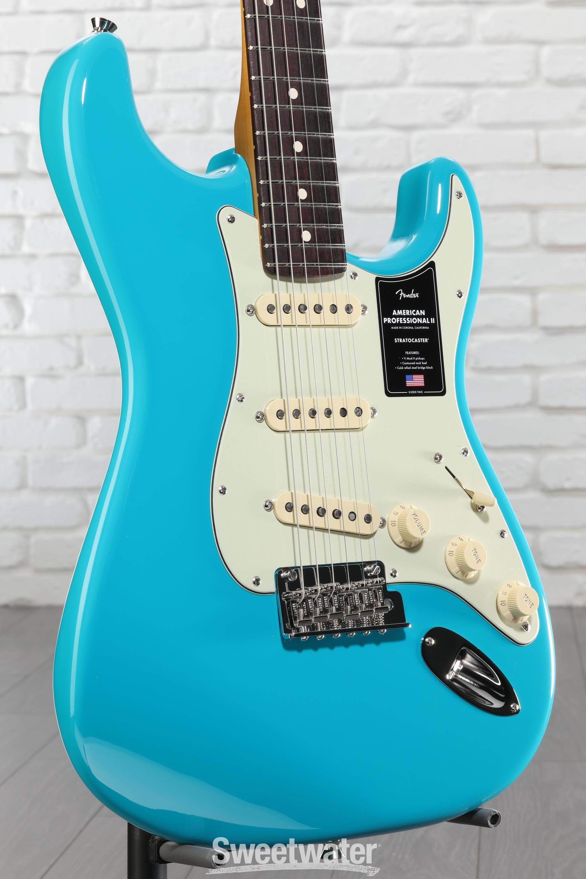Fender American Professional II Stratocaster - Miami Blue with