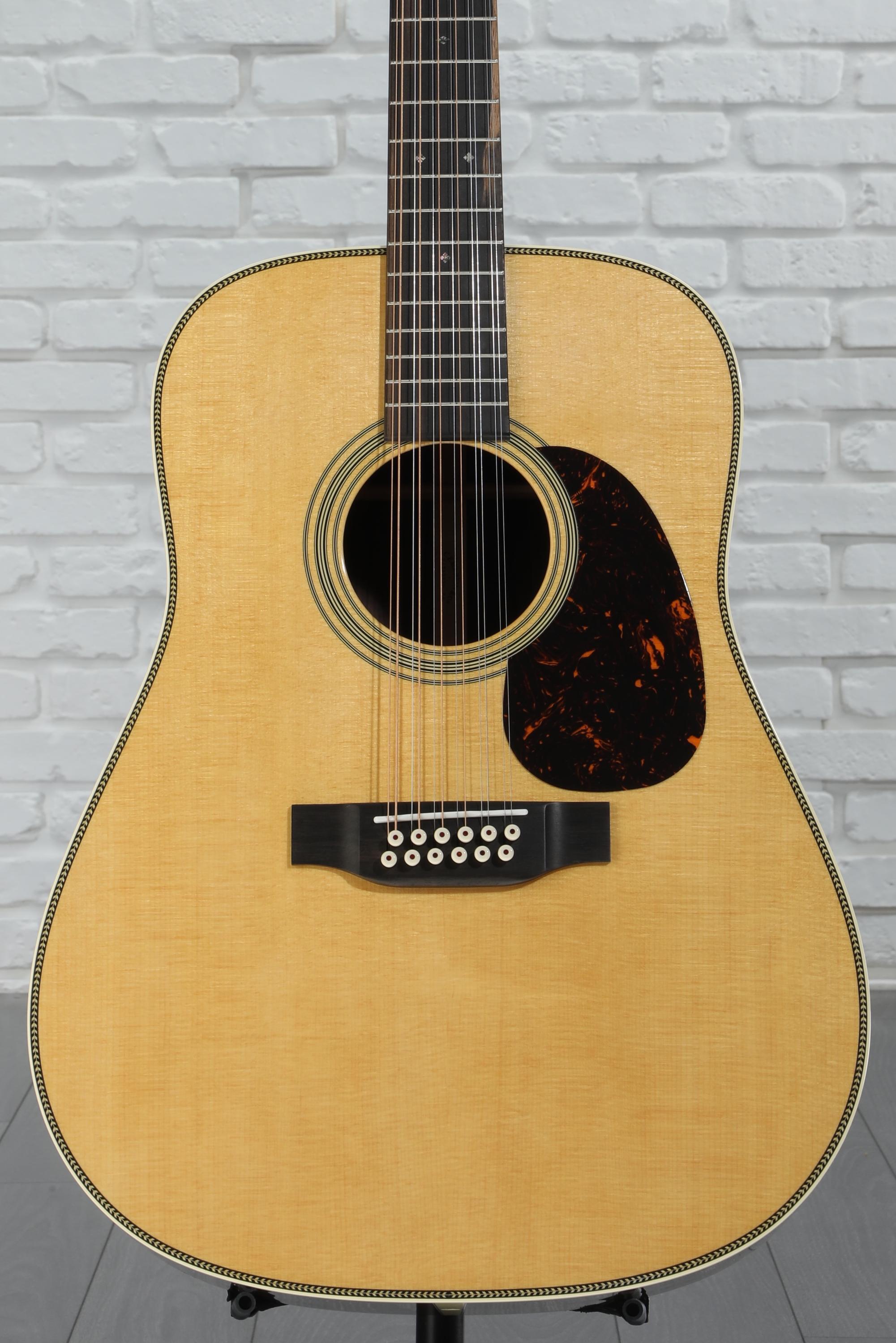 Martin HD-28 Acoustic Guitar | Martin Guitar