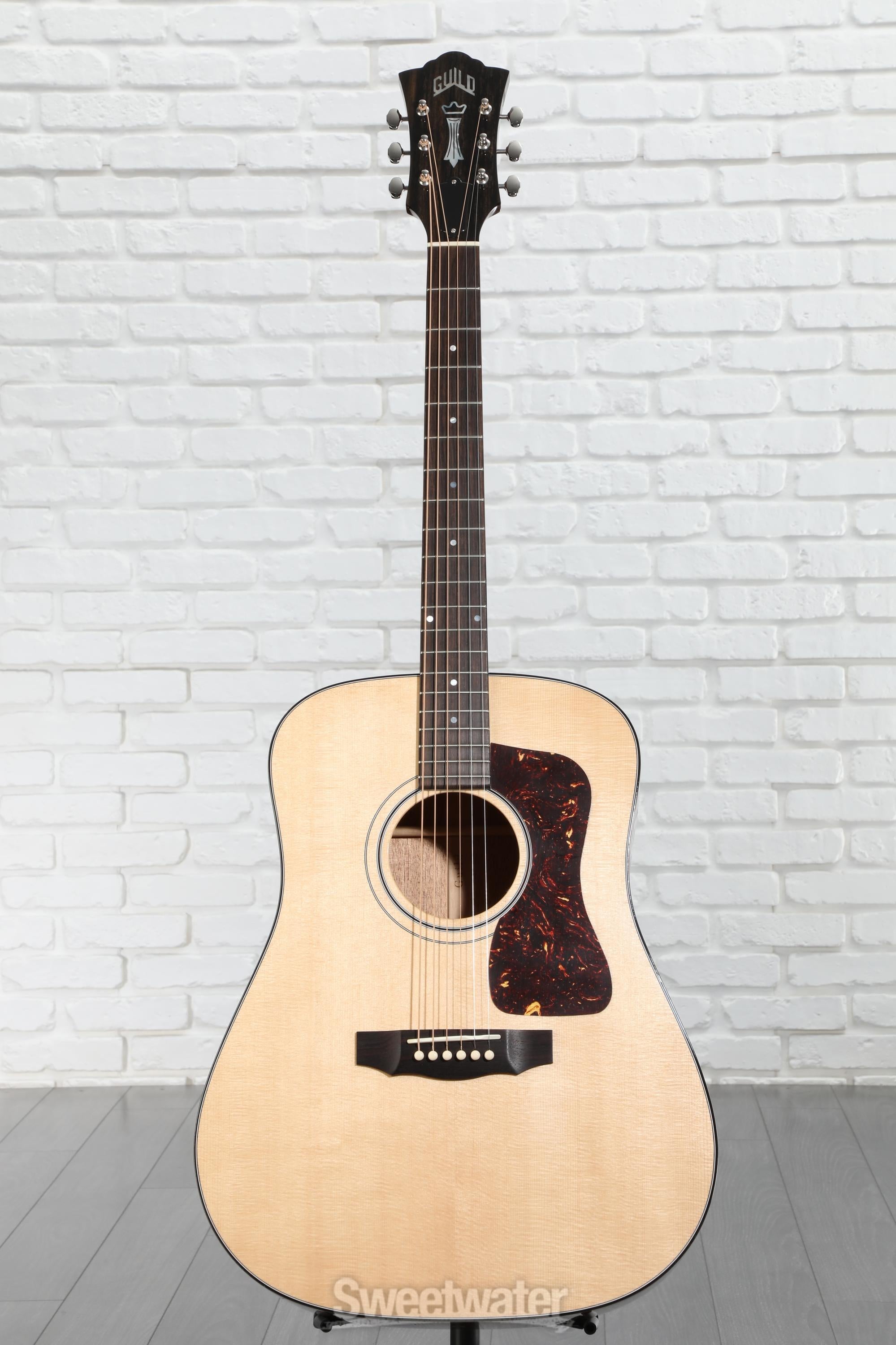 Guild D-40 Traditional Acoustic Guitar - Natural | Sweetwater