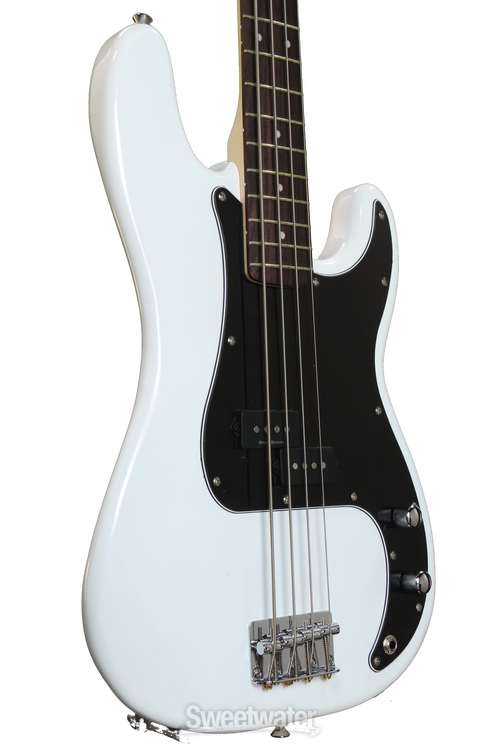 Squier deals vm bass