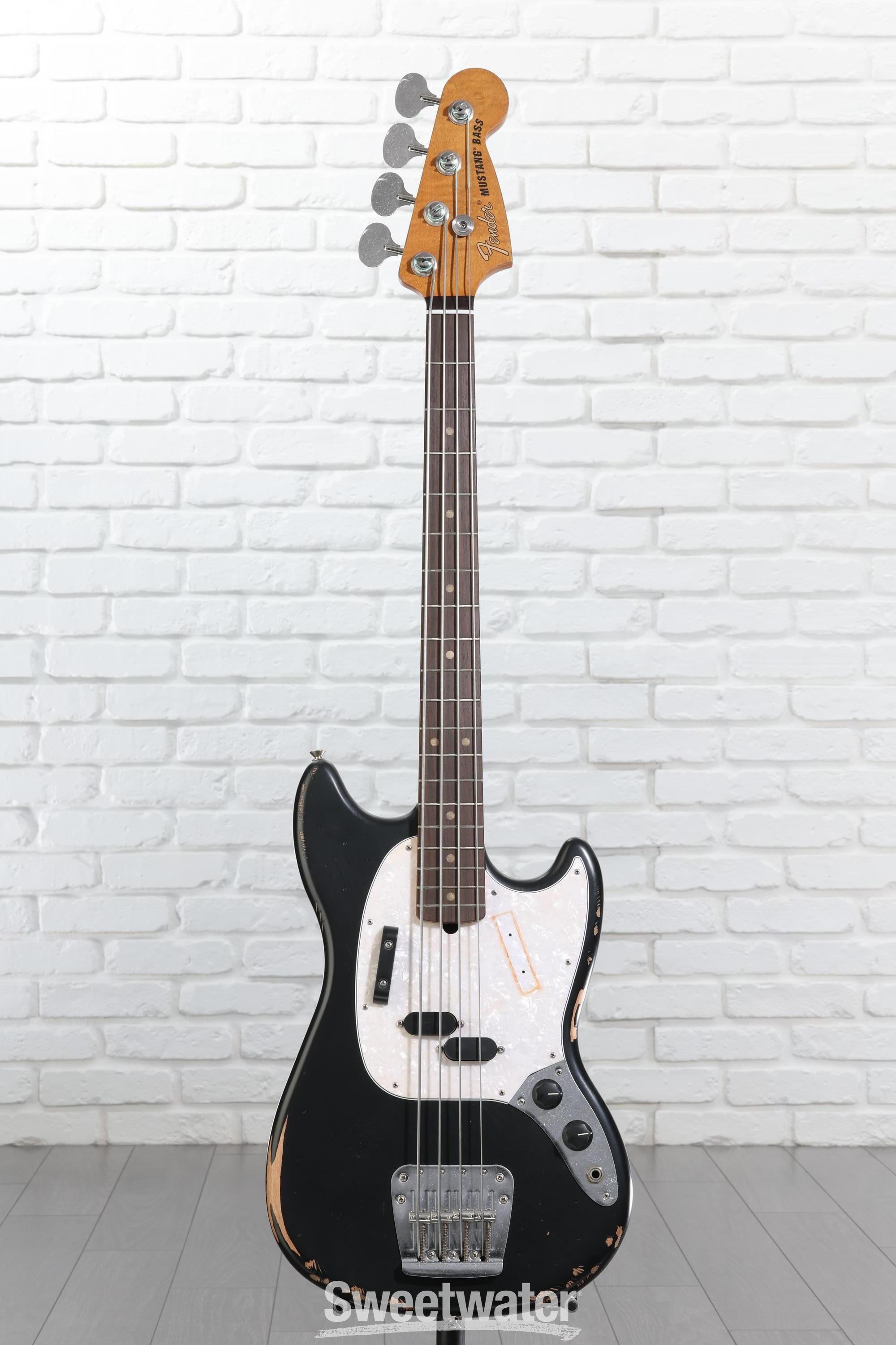 ベース FENDER JMJ Road Worn Mustang Bass Black Fender JMJ Road Worn Mustang Bass - Black | Sweetwater