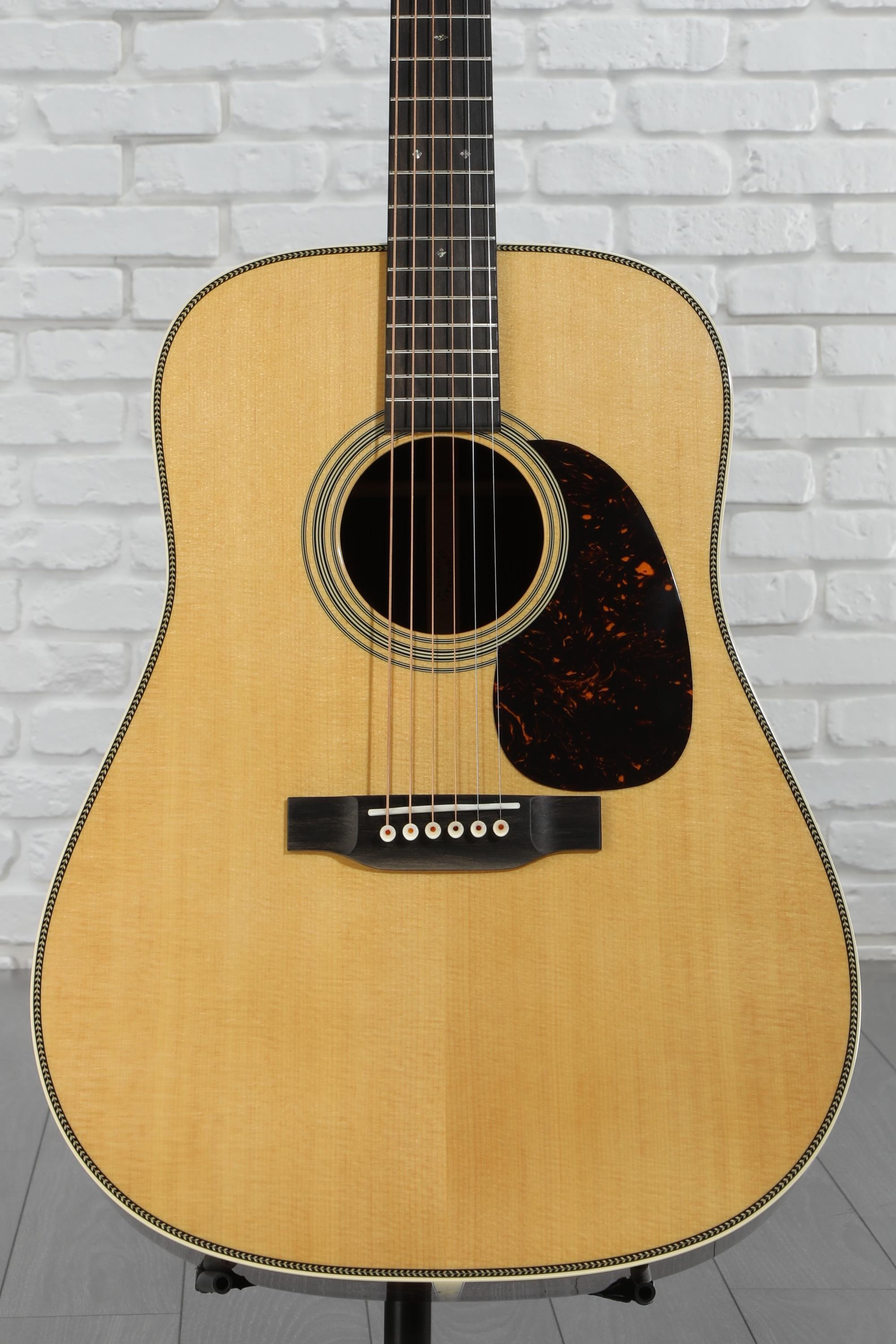 マーチン　HD-28 Martin HD-28 Acoustic Guitar | Martin Guitar