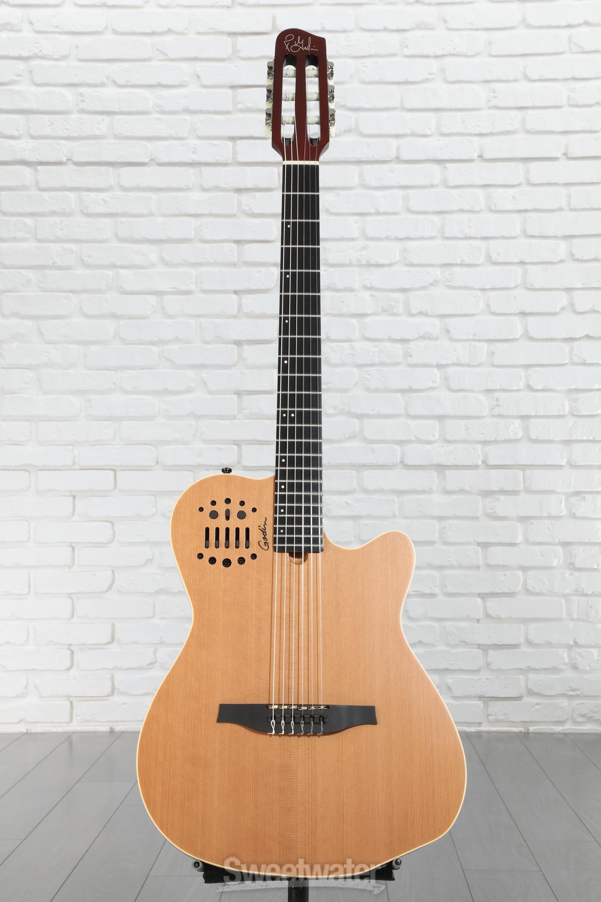 Godin ACS-SA Slim, Nylon String Acoustic-Electric Guitar