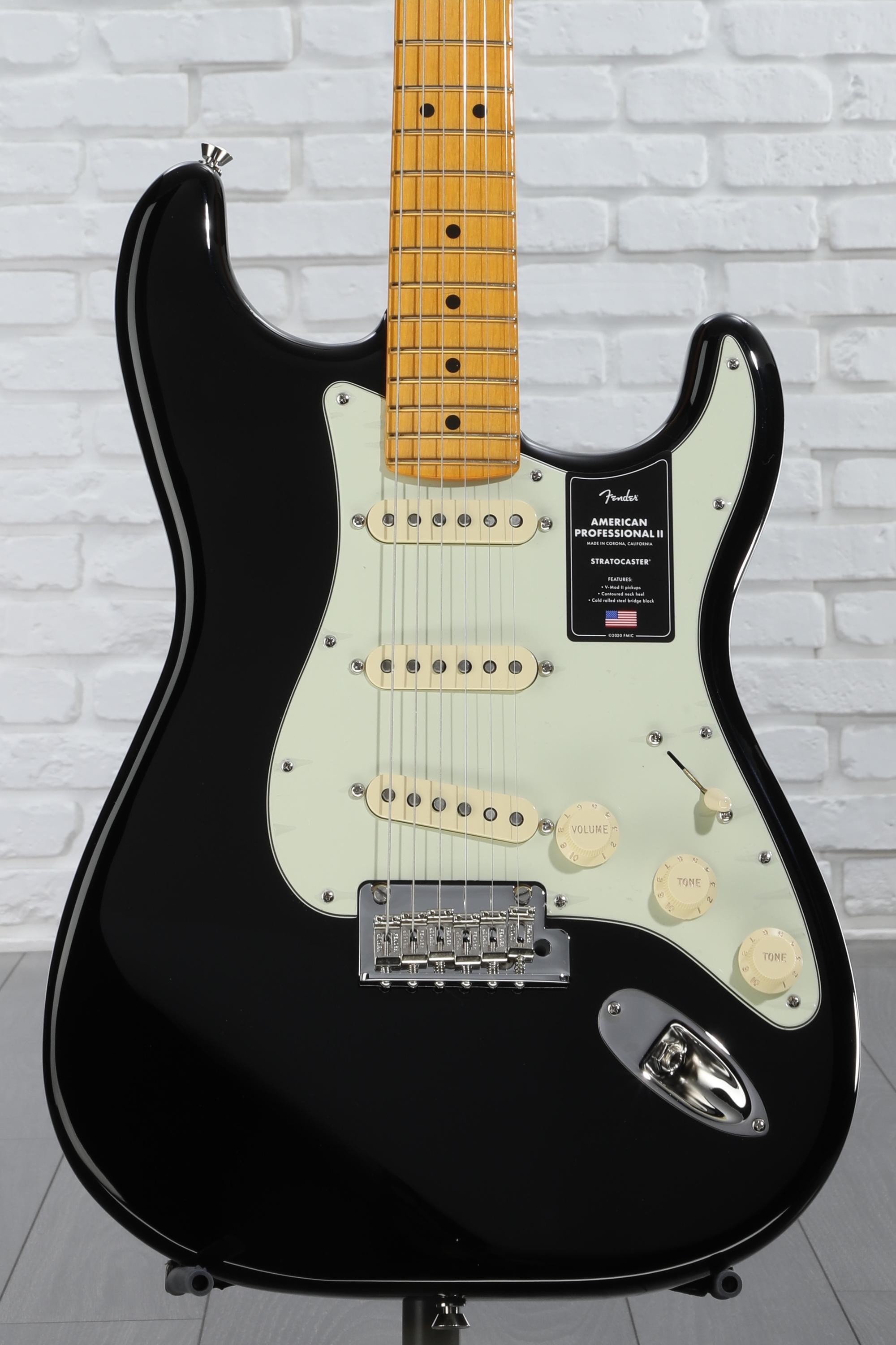 Fender AmericanProfessionalStratocaster® Fender American Professional II Stratocaster - Black with