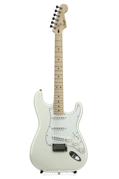Squier Deluxe Strat - Pearl White Reviews