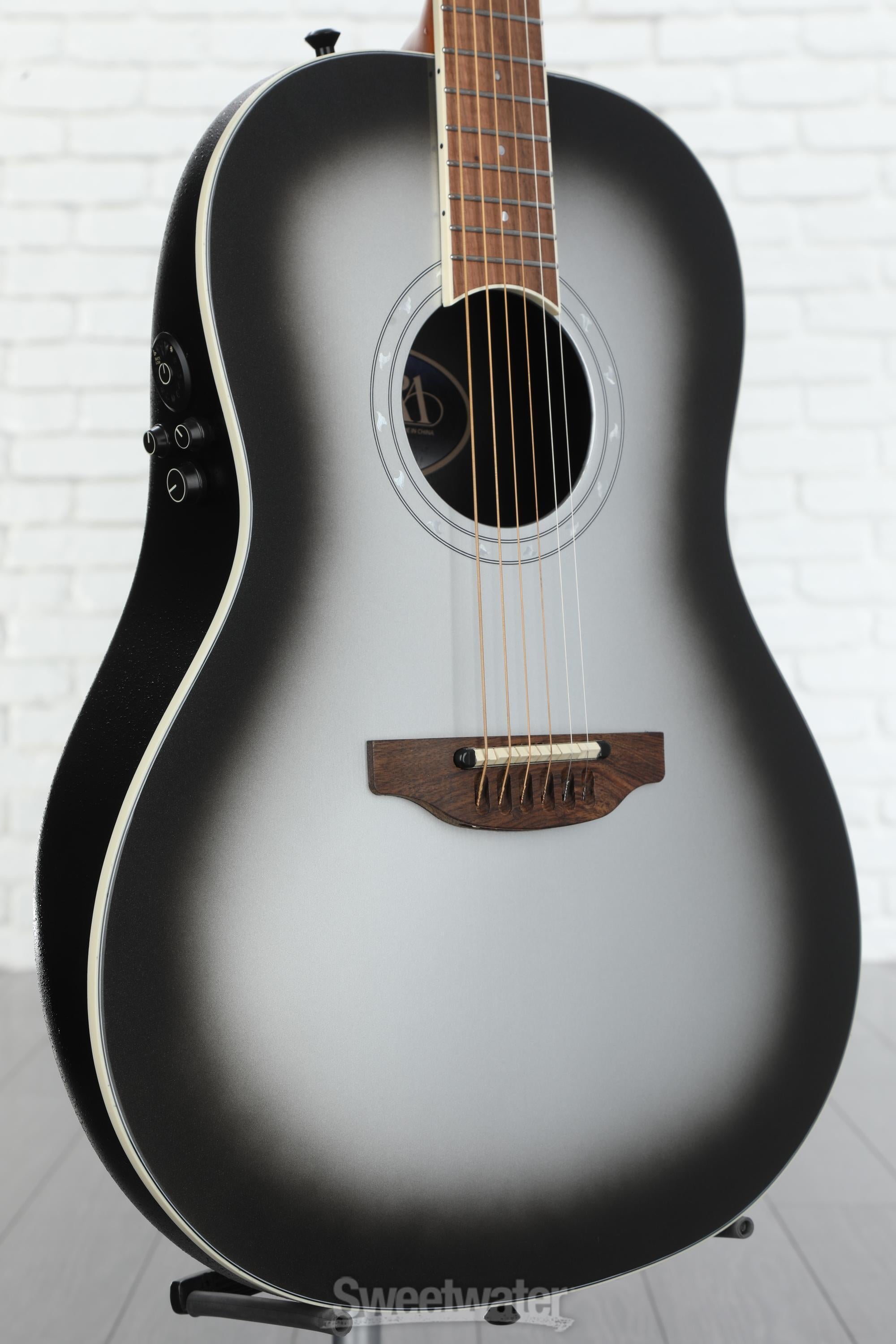 Ovation Ultra E 1516 Mid Depth Acoustic Electric Guitar Silver Shadow