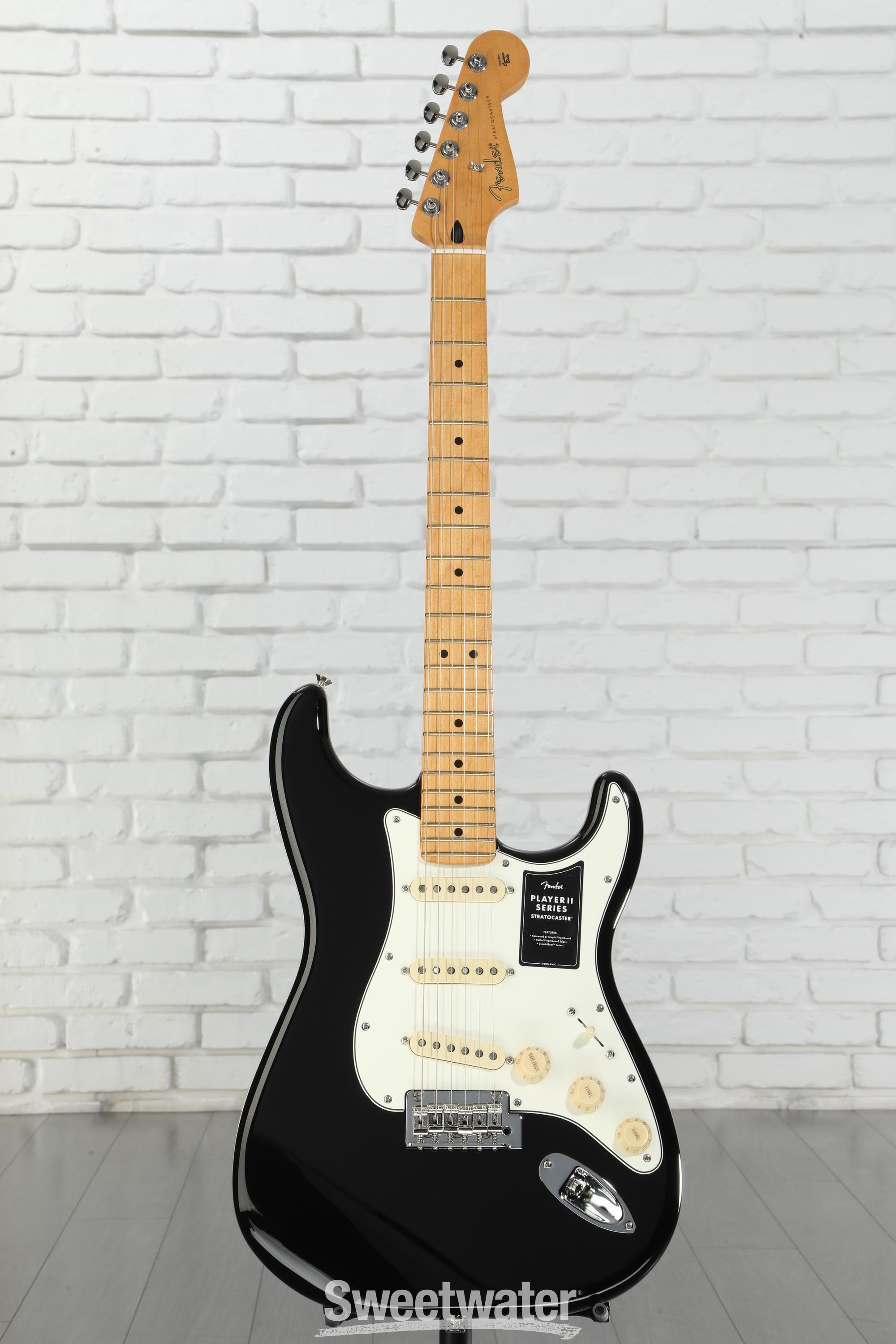 Fender Player II Series Stratocaster 黒 Fender Player II Stratocaster Black 2024 | The Music Zoo