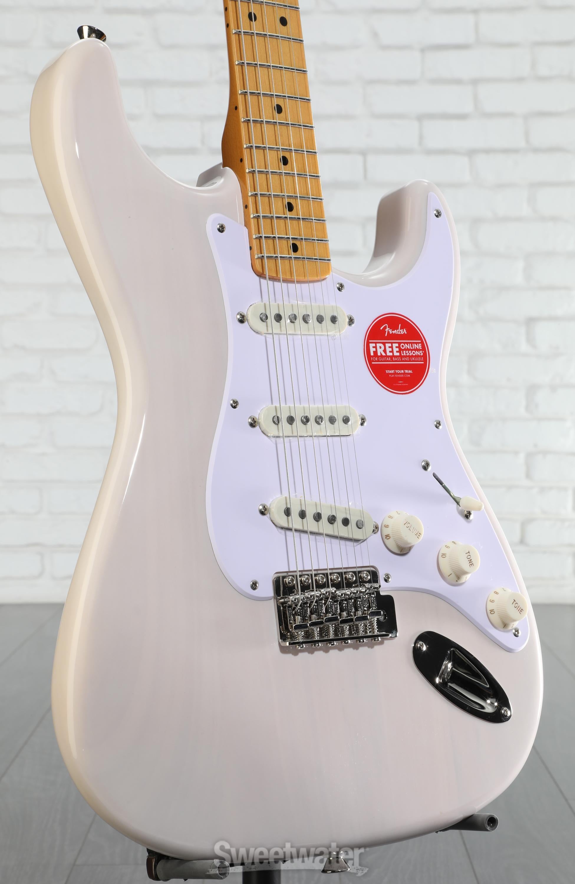 ギター Squier Classic Vibe 50s stratcaster Amazon.com: Squier Classic Vibe 50s Stratocaster Electric