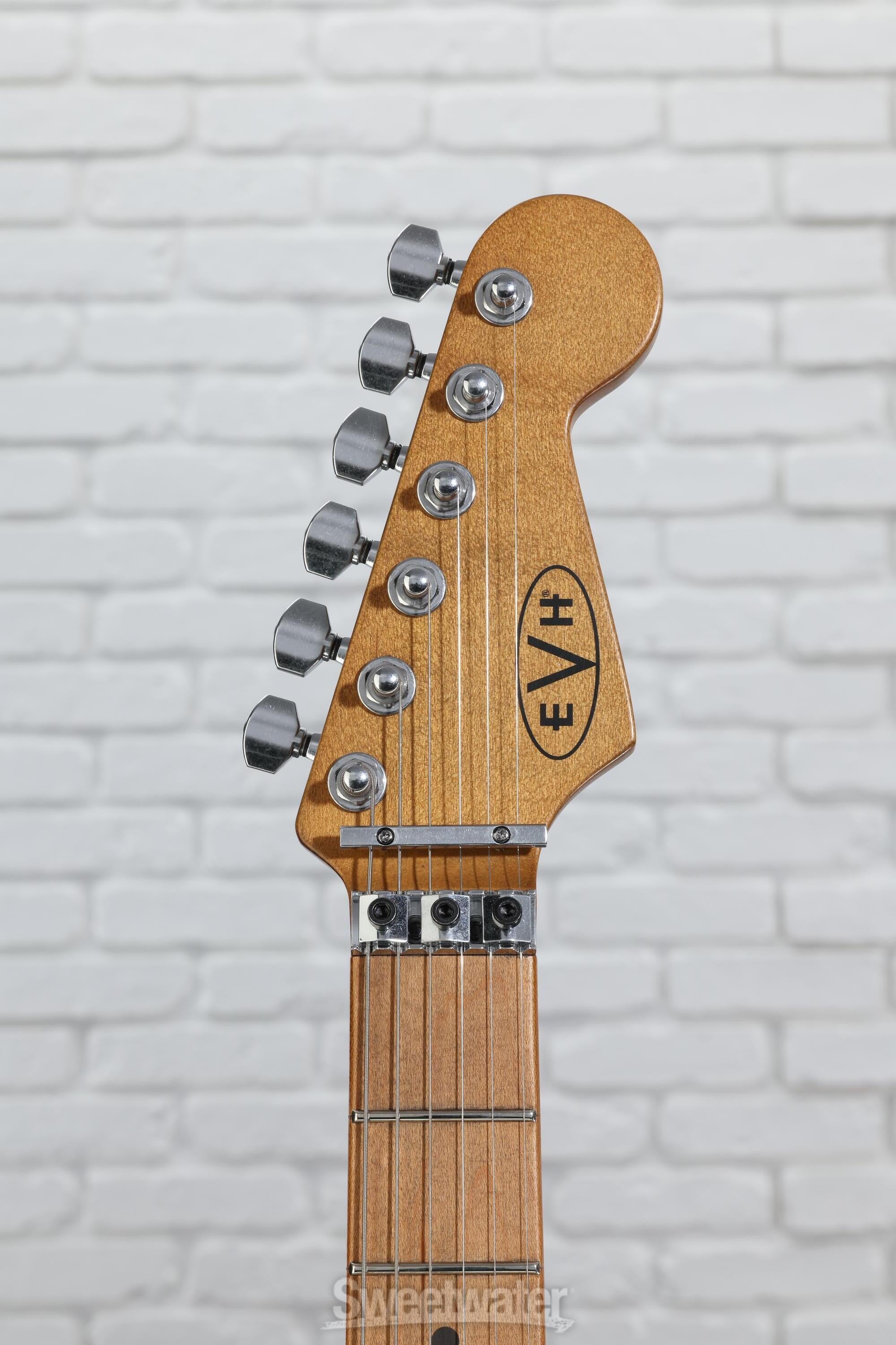 EVH Striped Series Frankenstein Relic - Red/Black/White