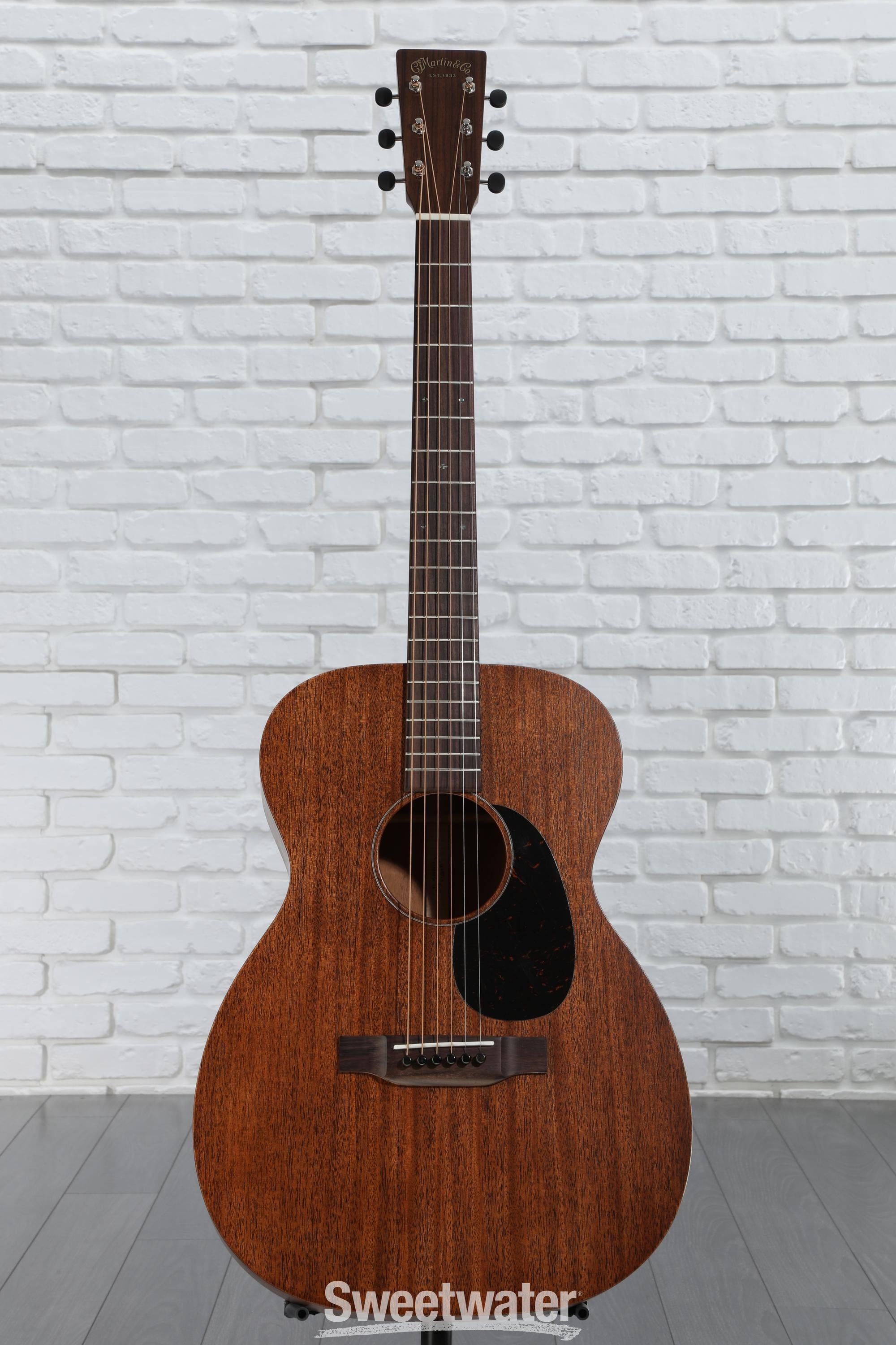 Martin 00-15M Acoustic Guitar - Satin Natural Mahogany