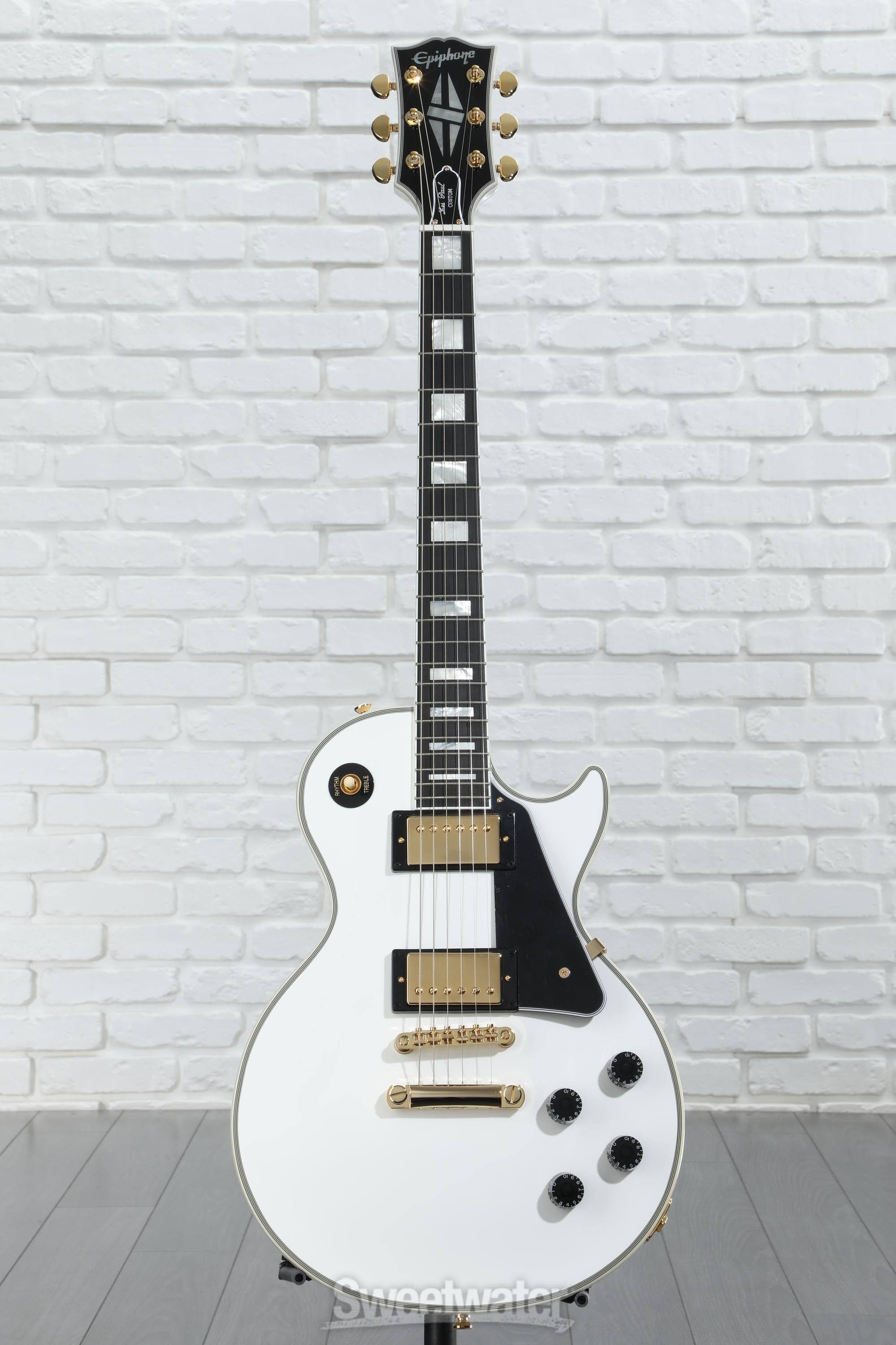 Amazon.com: Epiphone Les Paul Custom, Alpine White with Gold