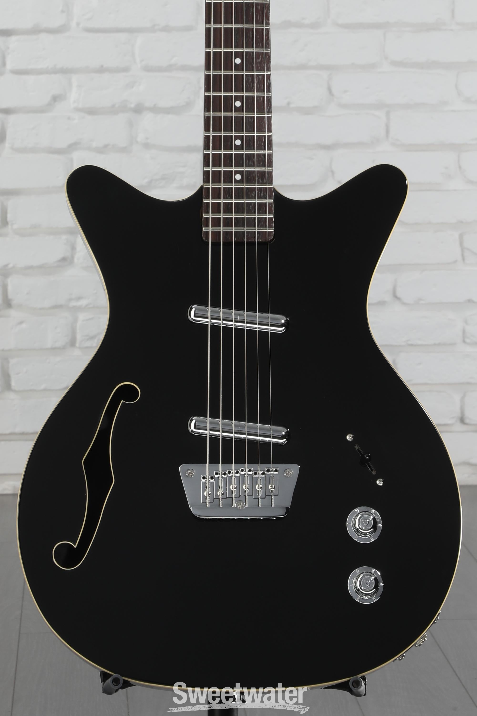 DANELECTRO エレキギター ブラック/ホワイト D59 ビザールギター DANELECTRO エレキギター ブラック/ホワイト D59 ビザールギター
