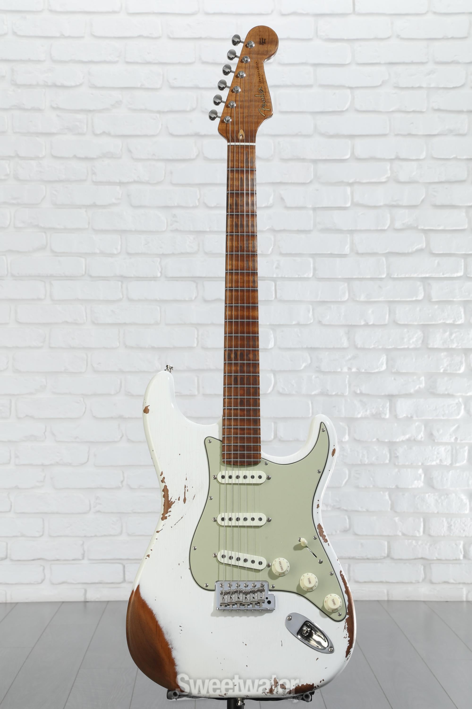 Fender Custom Shop GT11 Deluxe Stratocaster Electric Guitar