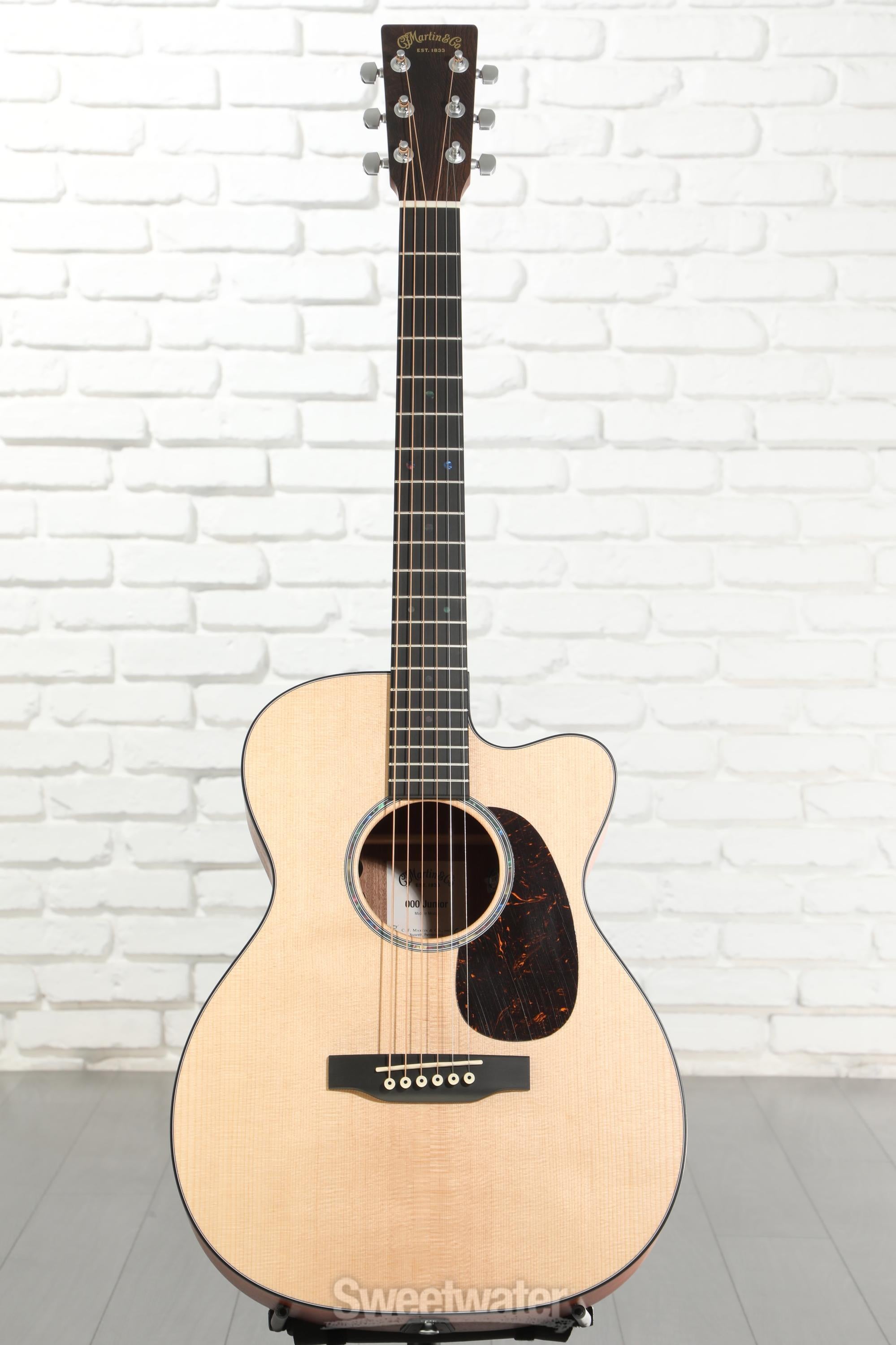 Martin 000C Jr-E Acoustic-electric Guitar - Natural Reviews