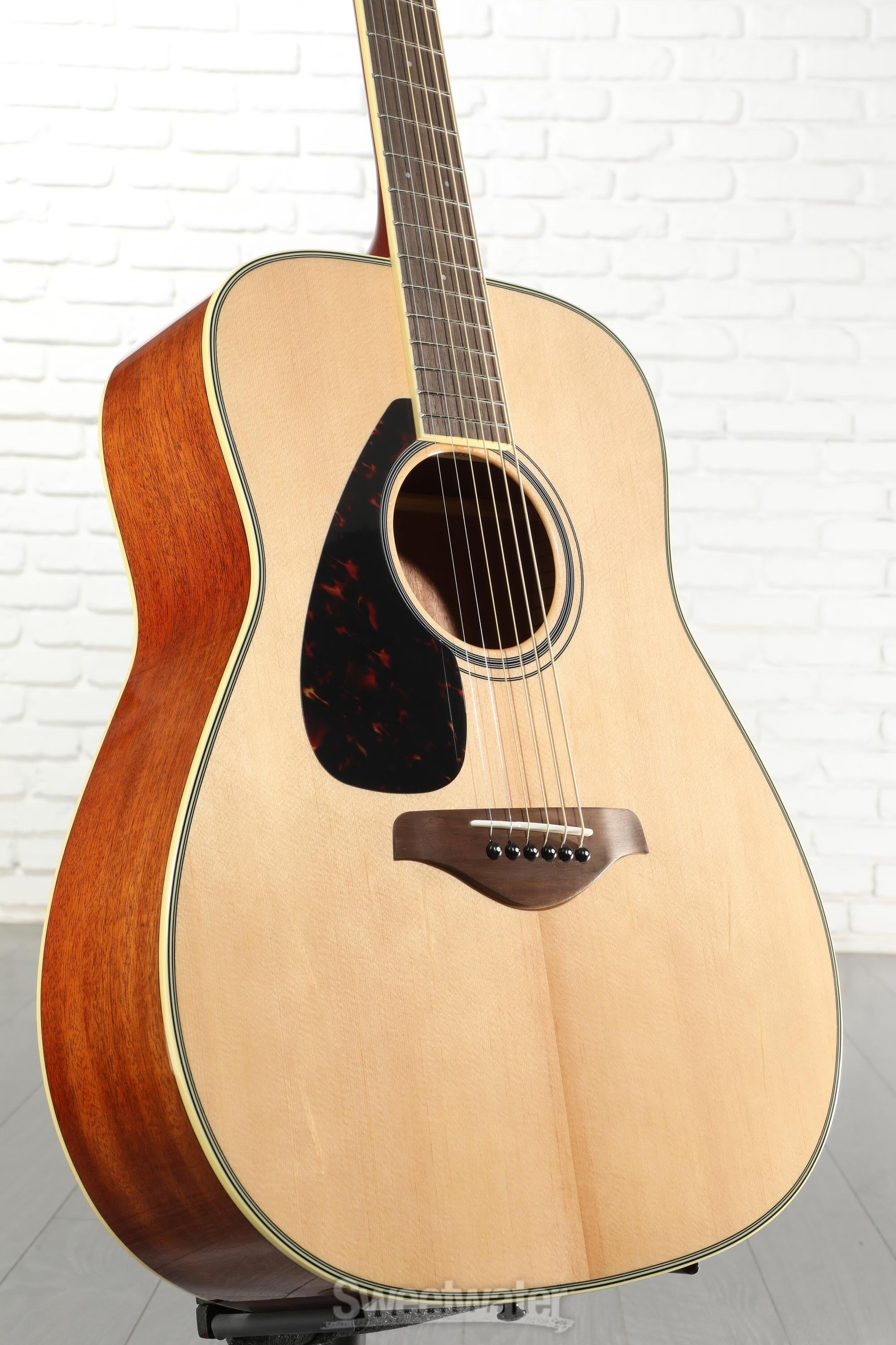 chanヤマハFG820ＢＬ Amazon.com: Yamaha FG820 Solid Top Acoustic Guitar, Natural