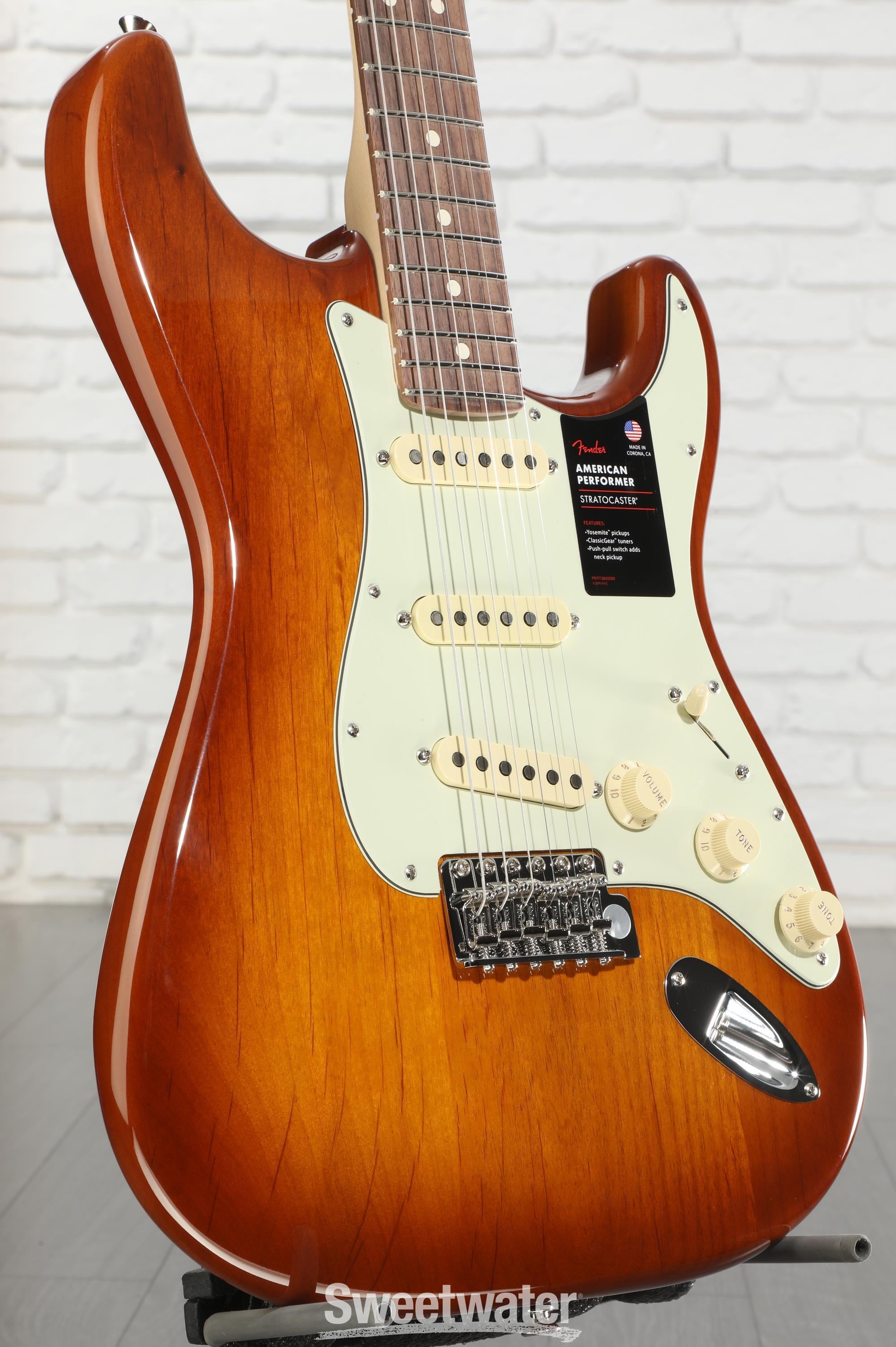8*様 Fender American Performer Stratocast American Performer