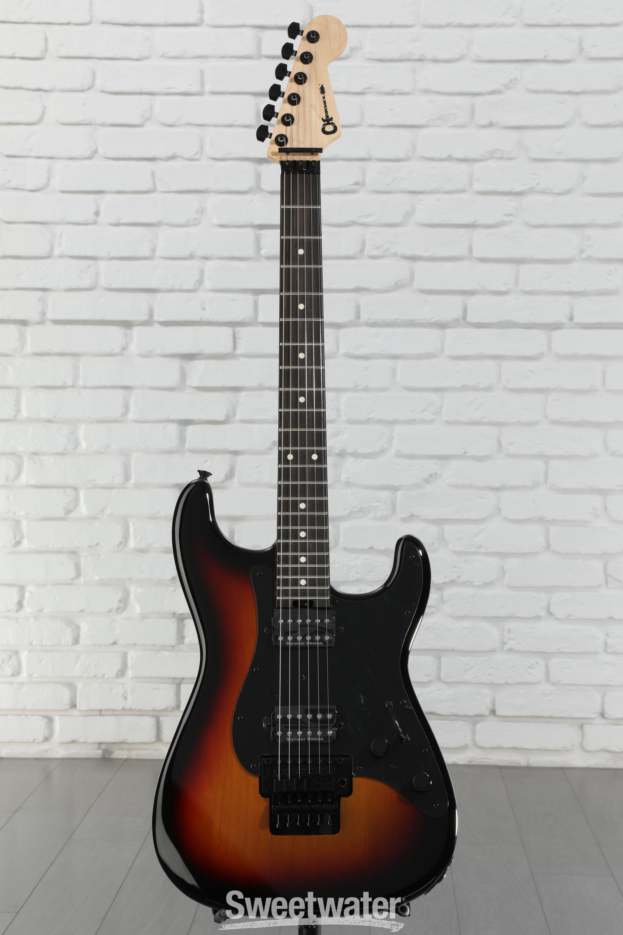 Charvel So-Cal Style 1HH PRO MOD Mexico製 Charvel serves up a new HSS Pro-Mod So-Cal shred machine and