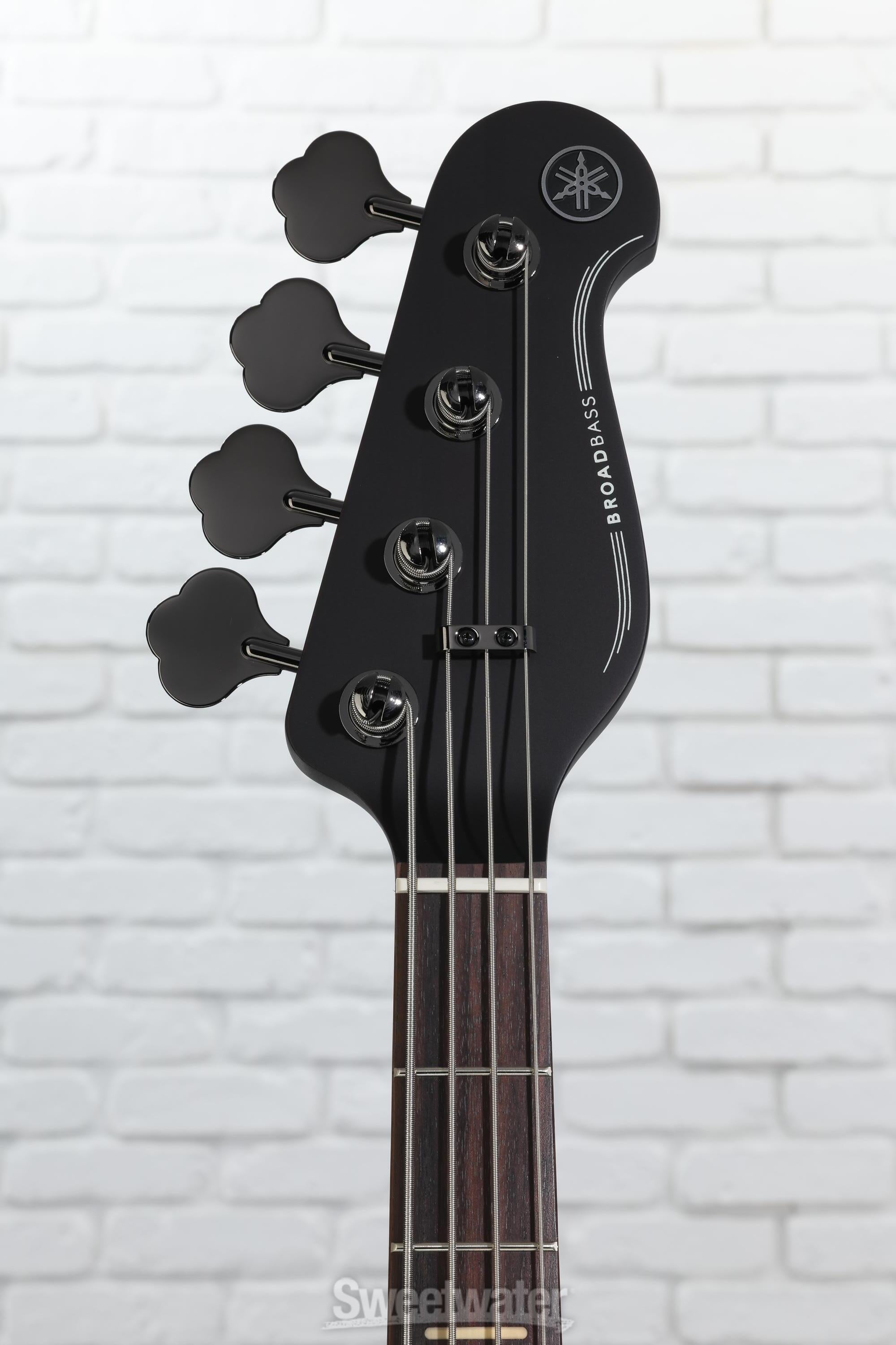 Yamaha BB734A 4-string Bass Guitar - Translucent Matte Black