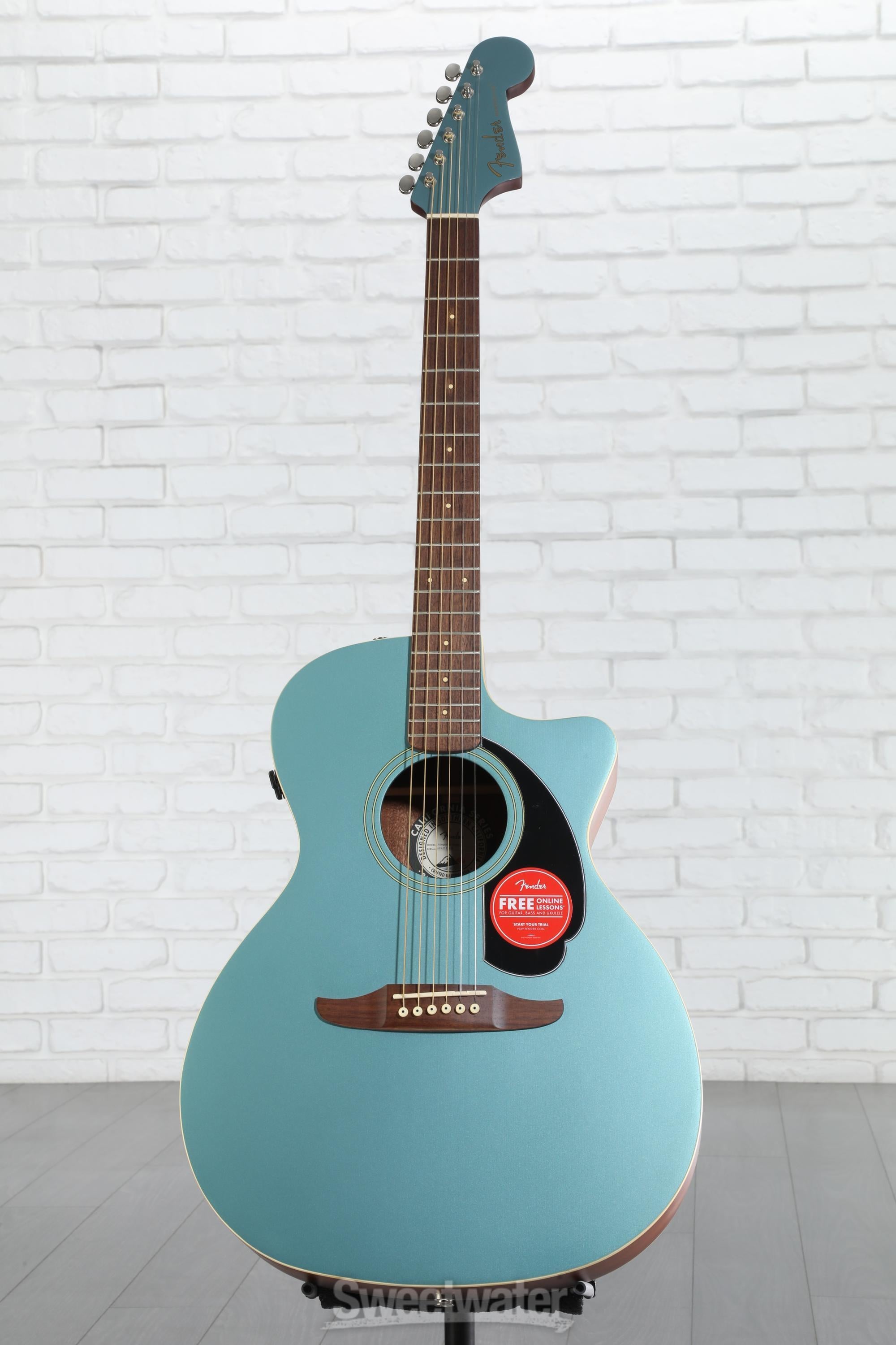 ギター Fender Newporter Player (Tidepool) Amazon.com: Newporter Player, Walnut Fingerboard, Black