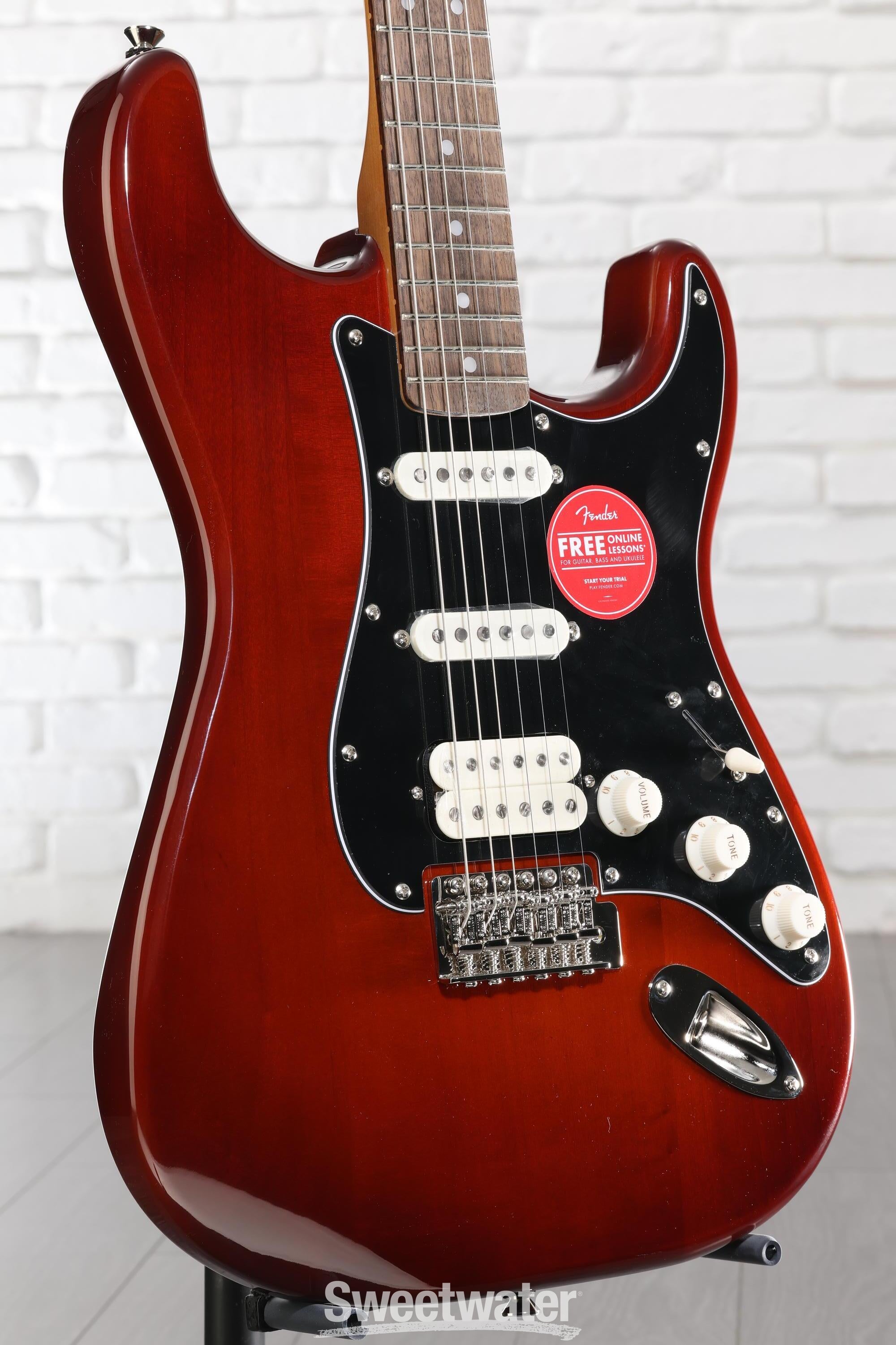 Squier Classic Vibe '70s Stratocaster HSS - Walnut with Indian