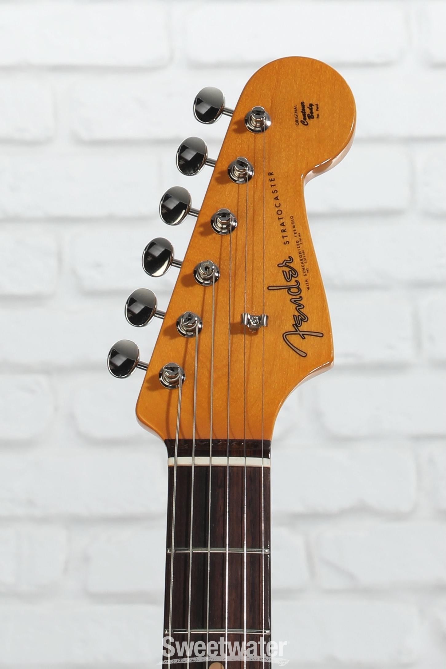 Fender American Vintage II 1961 Stratocaster Electric Guitar - Fiesta Red
