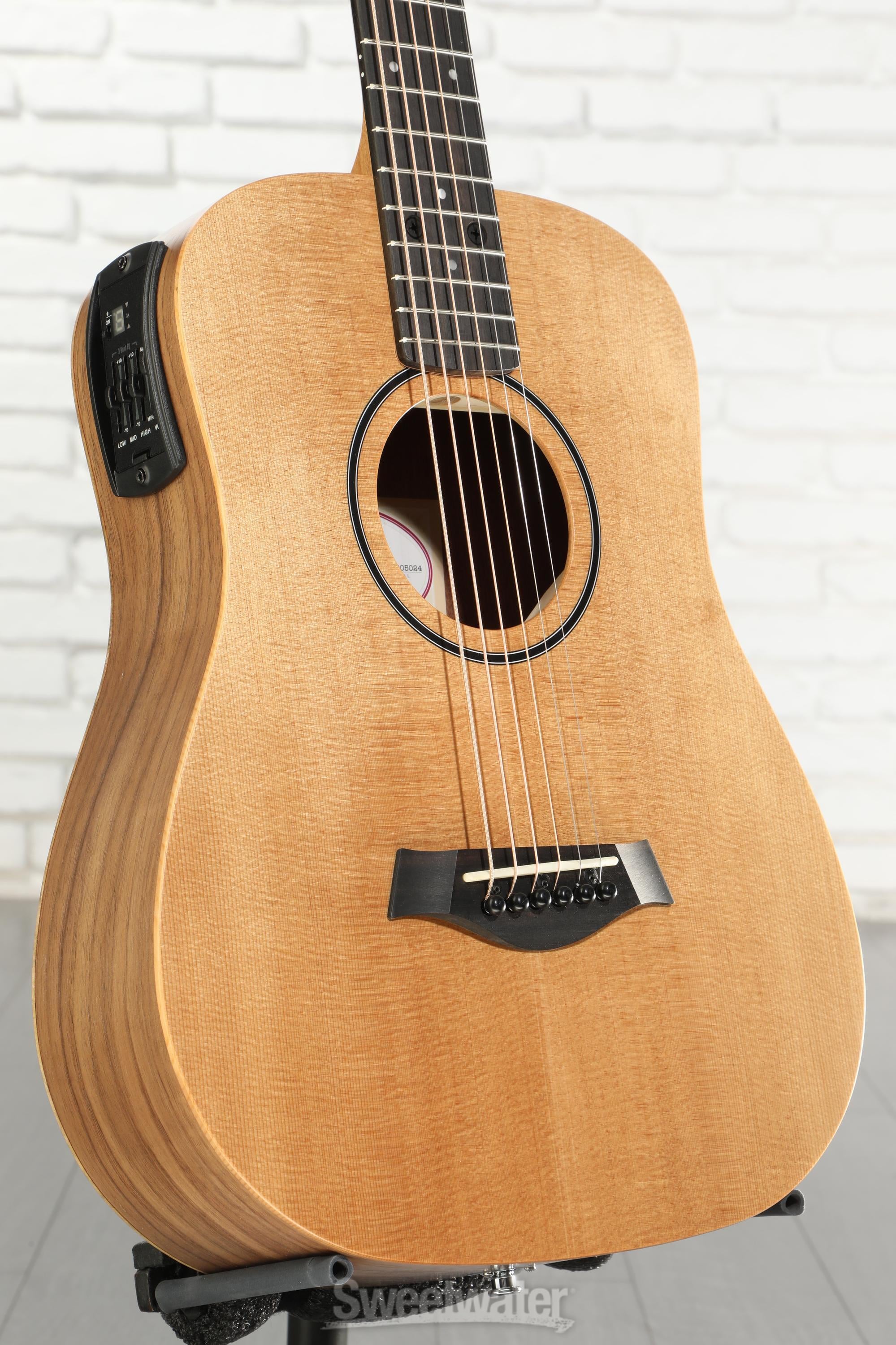 Taylor Baby Taylor BT1e Walnut Acoustic-electric Guitar - Natural