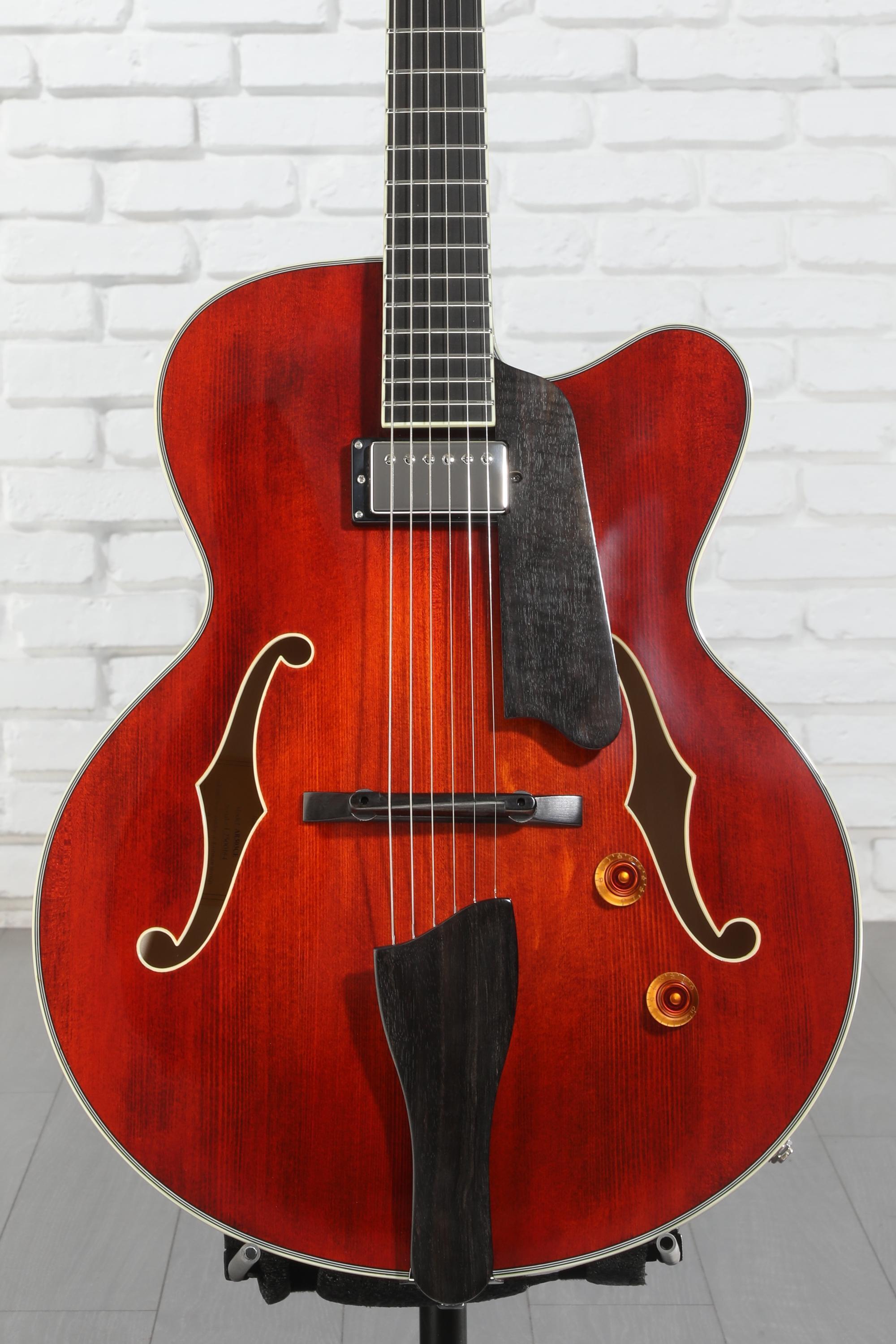 Eastman Guitars AR503CE Archtop Hollowbody Electric Guitar