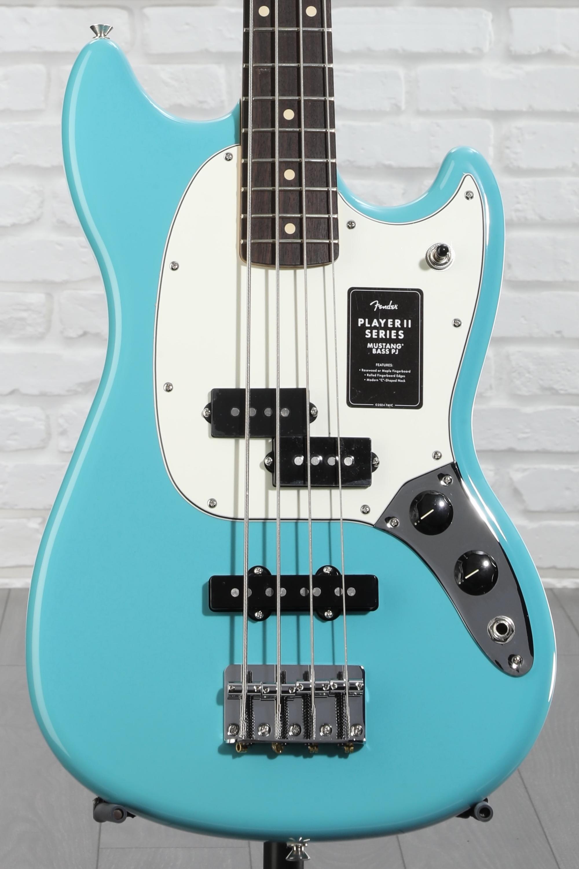 ベース Mustang Bass PJ Fender Player II Mustang Bass PJ Rosewood Fingerboard Coral