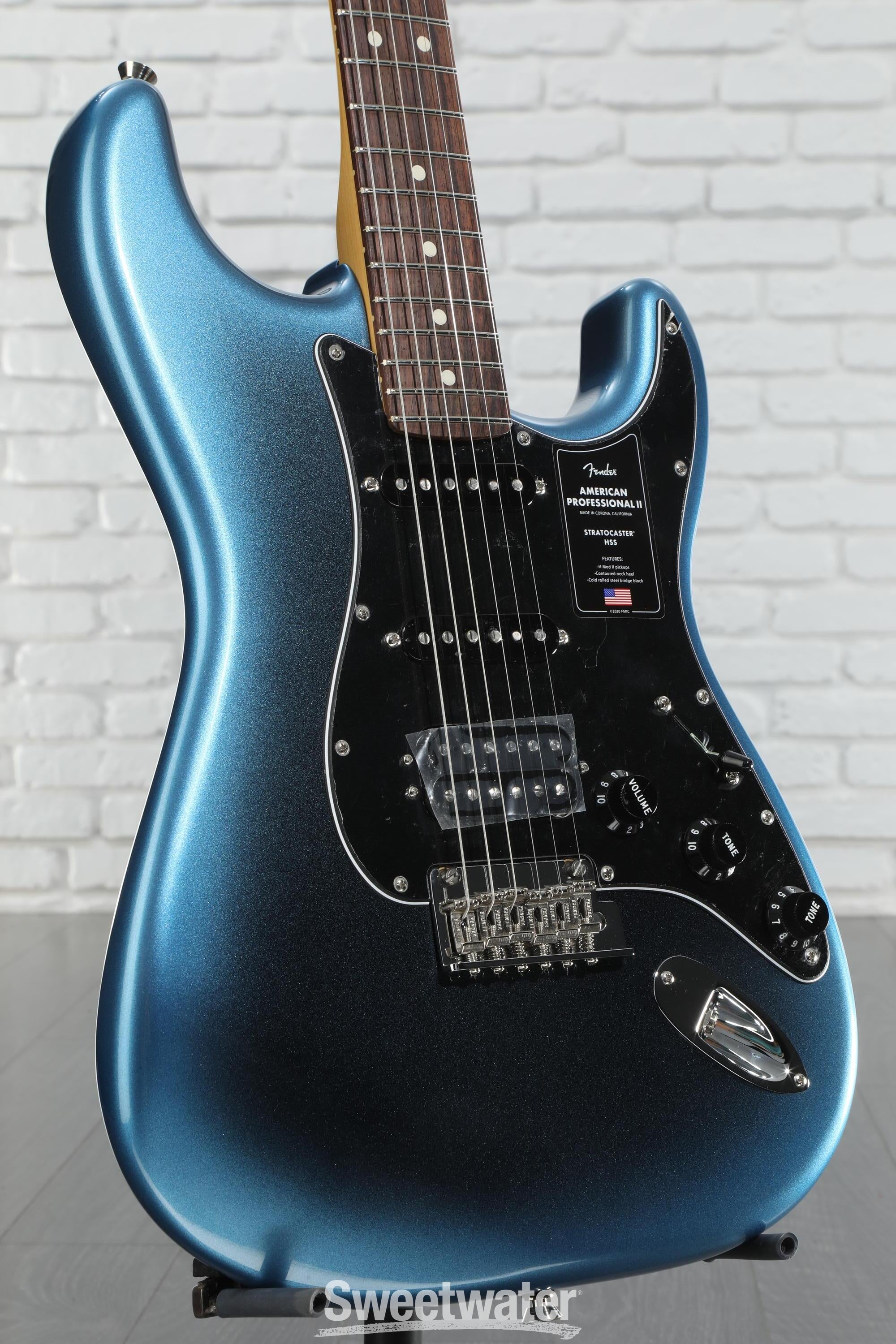 Fender American Professional II Stratocaster HSS - Dark