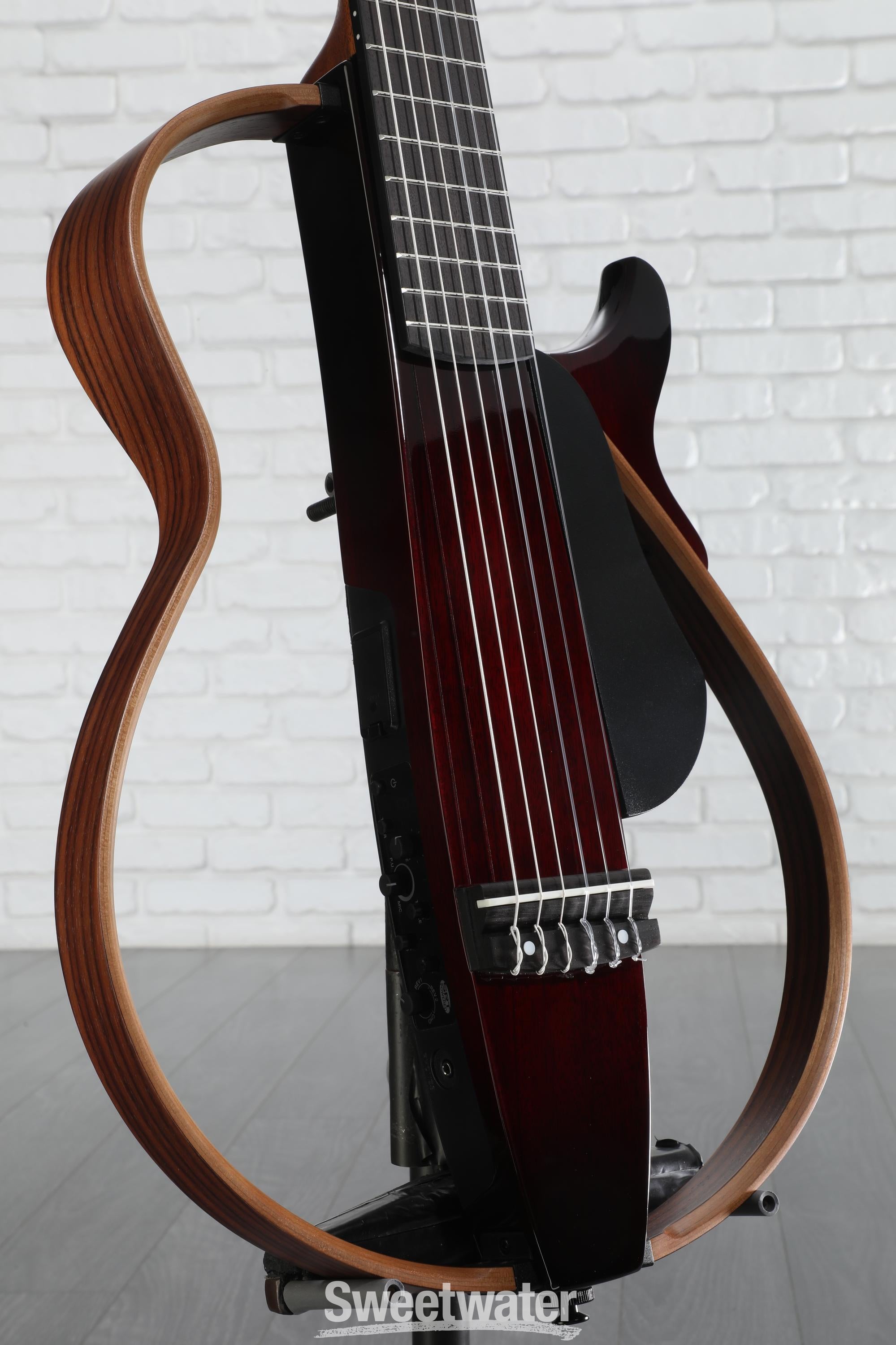 Amazon.com: Yamaha SLG200N Nylon String Silent Guitar