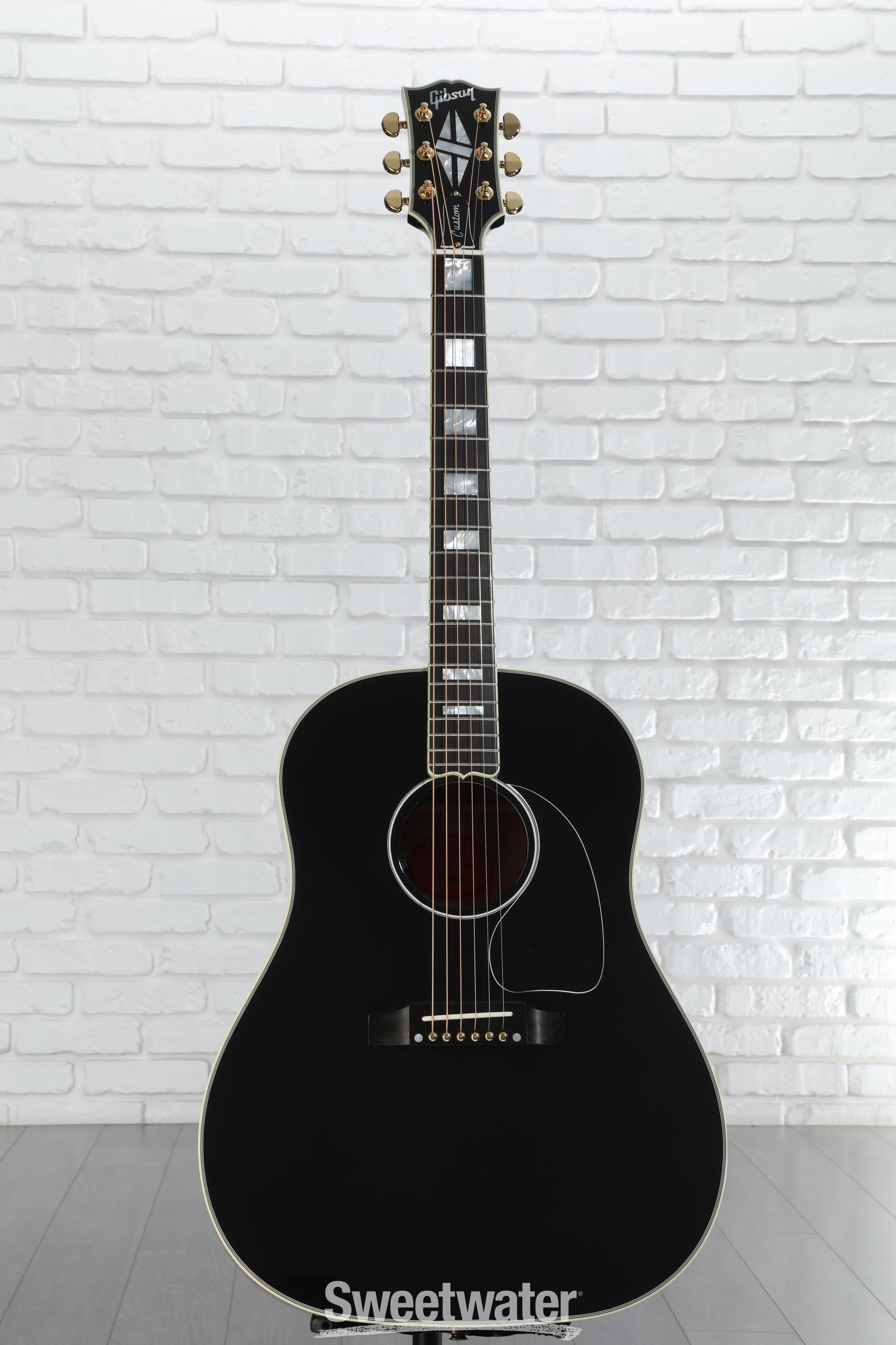 Gibson J-45 Custom Ebony (021) - Willcutt Guitars