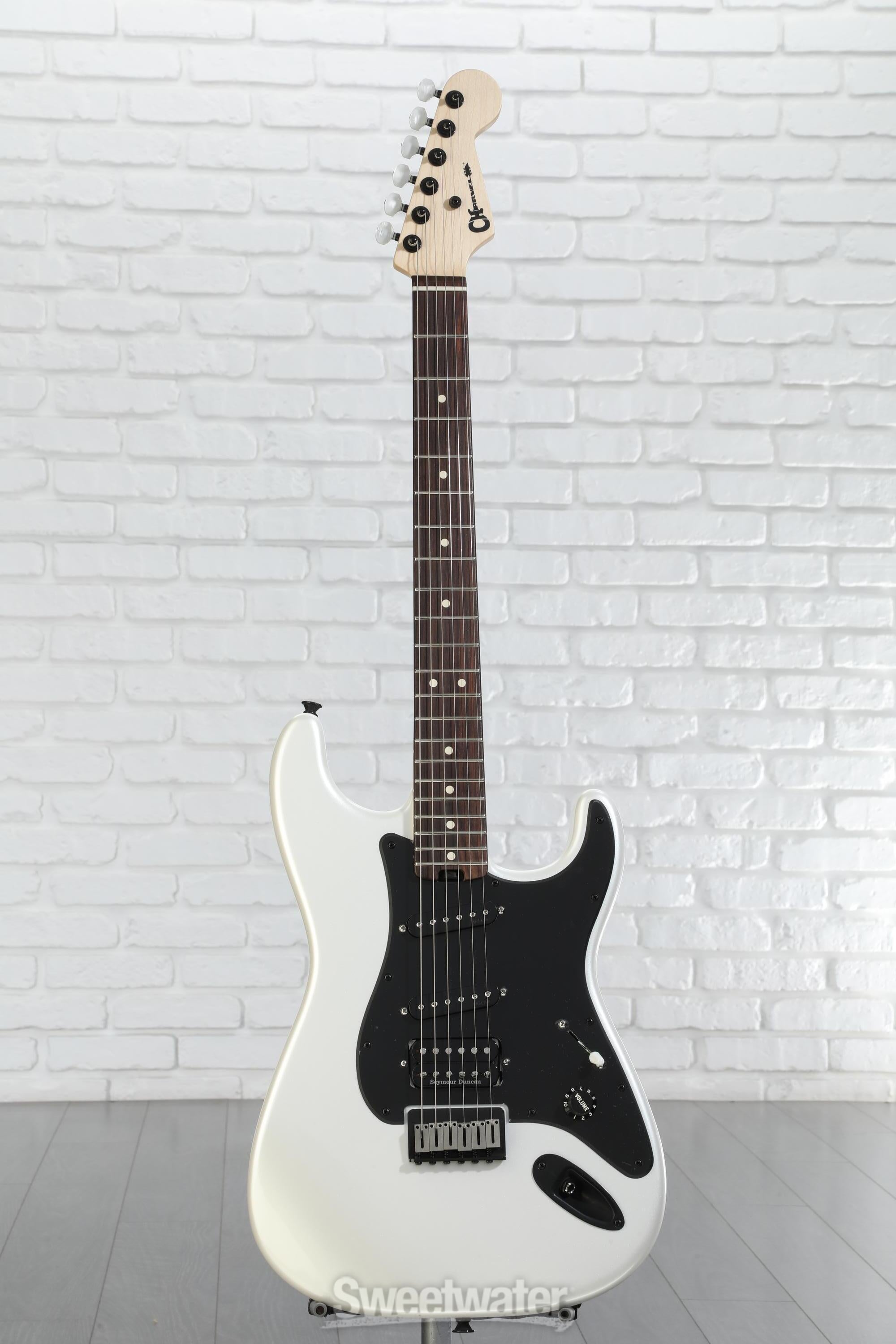 Charvel Jake E. Lee Signature Pro-Mod So-Cal Style 1