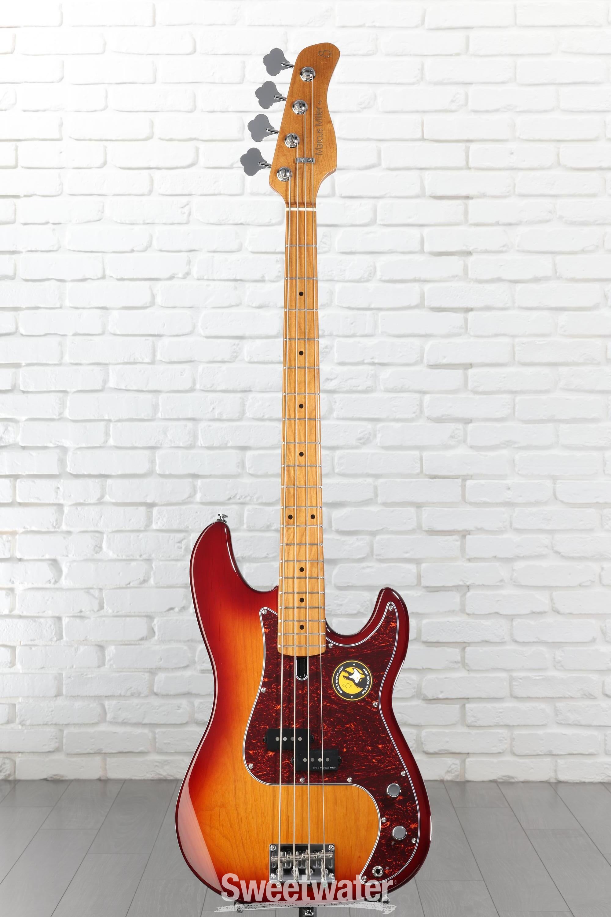 ベース sire P5 Sire Marcus MIller P5 4-String