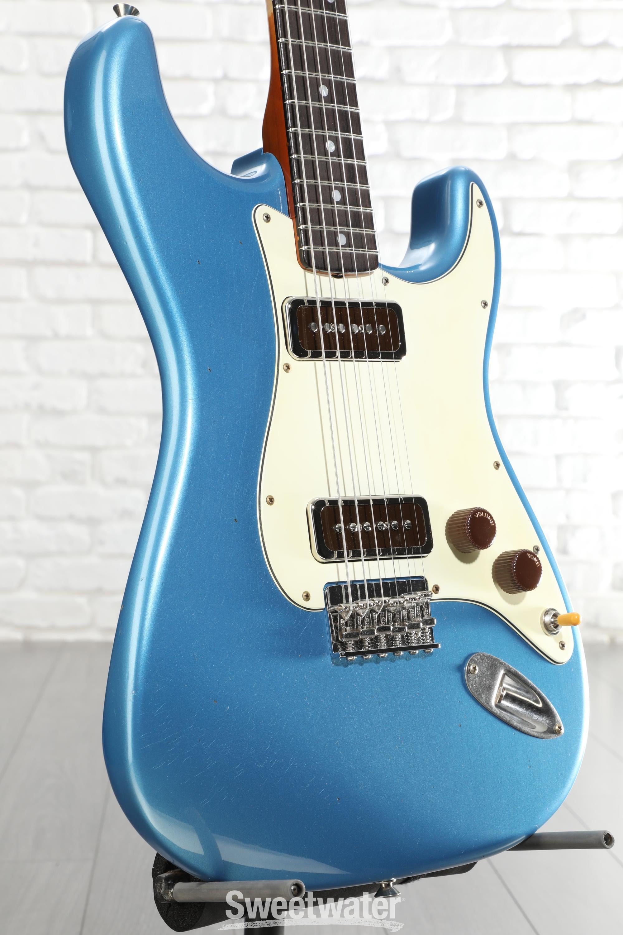 Photo of Fender Custom Shop Limited-edition Ariel Posen Stratocaster Electric Guitar - Faded Lake Placid Blue