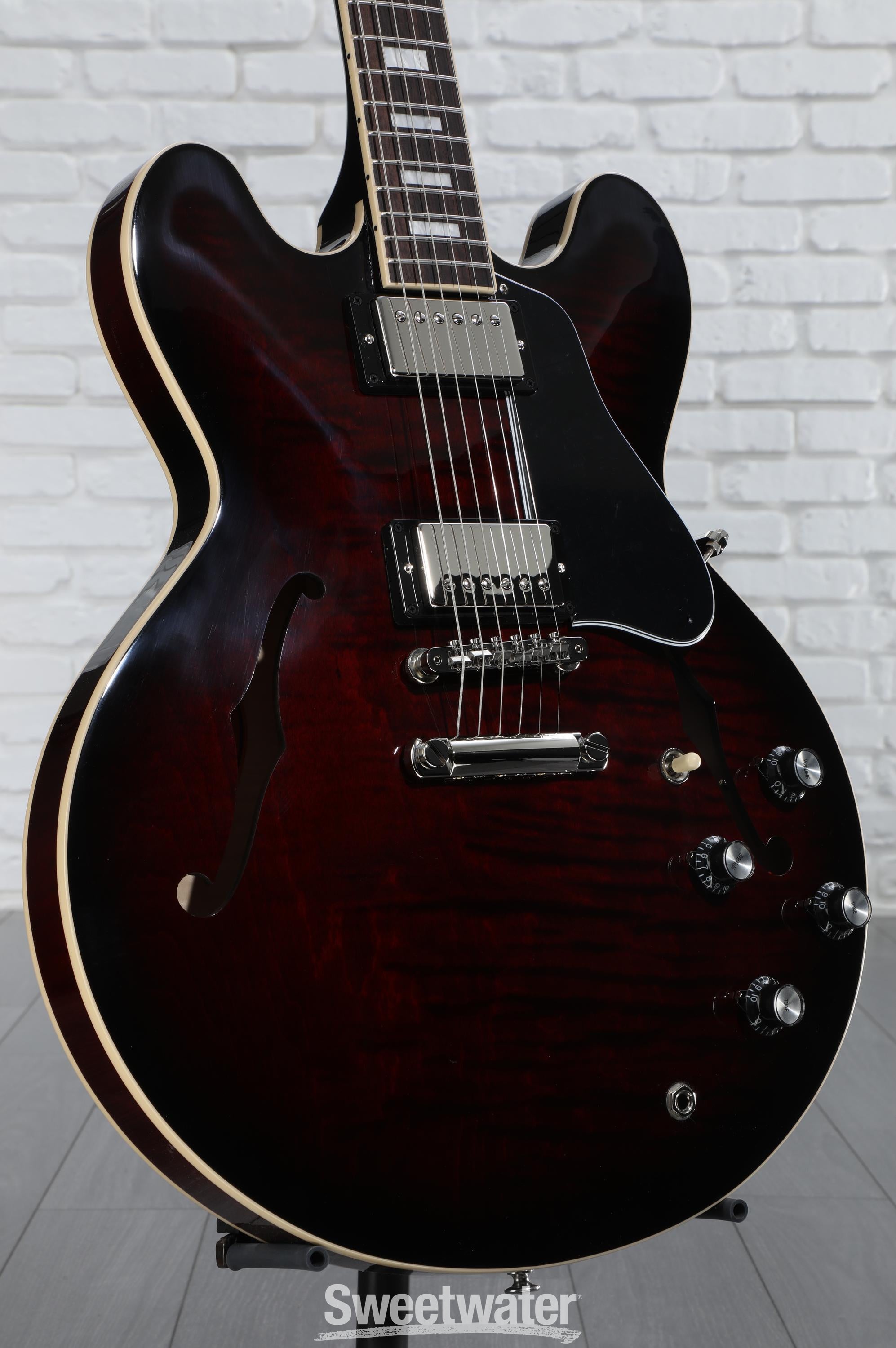 ギター Gibson ES-335 Figured Blood Moon Burst Gibson ES-335 Figured Semi-Hollow Electric Guitar Blood Moon