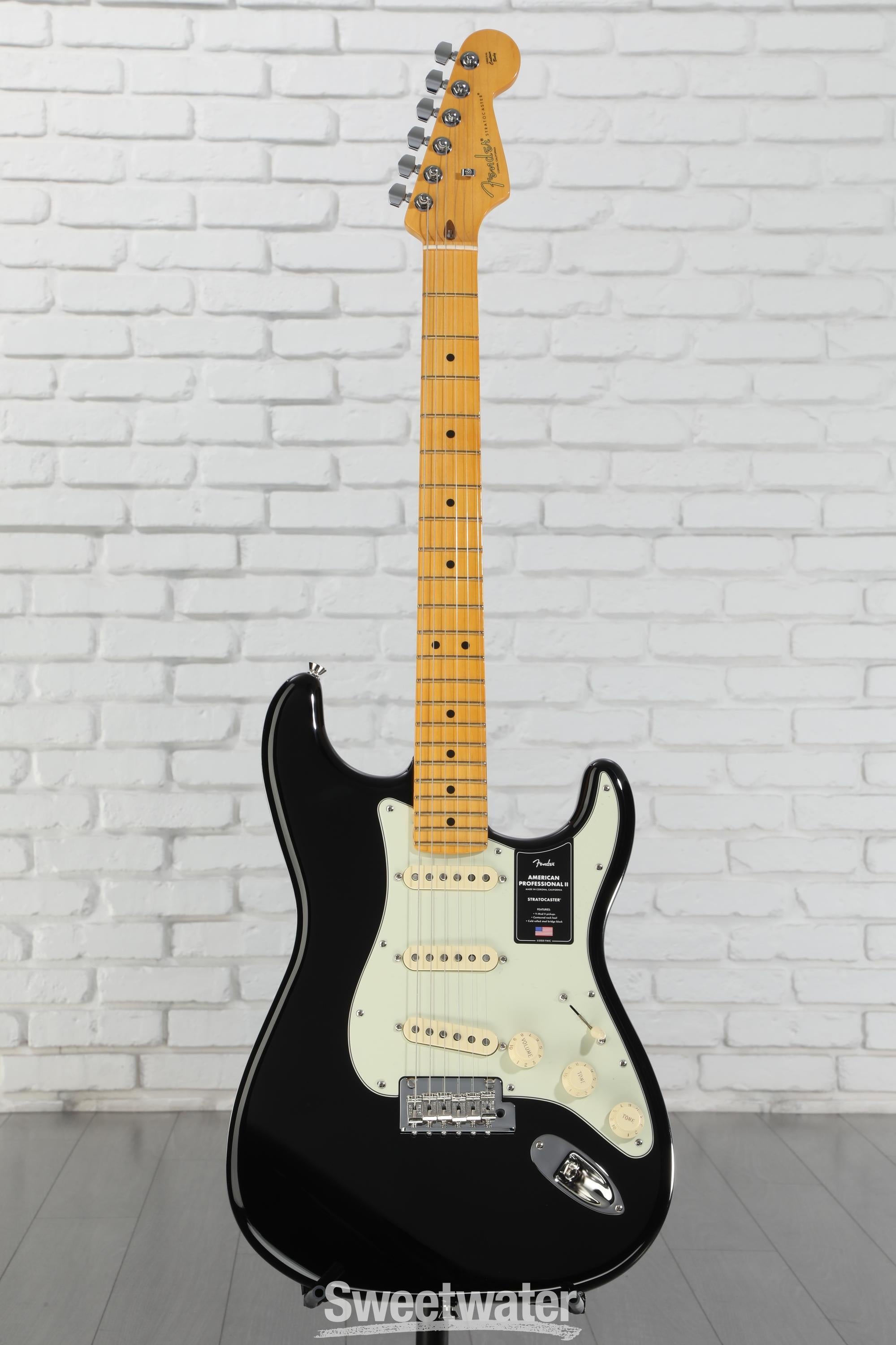 美品！FENDER American Professional II Fender American Professional II Stratocaster - Black with