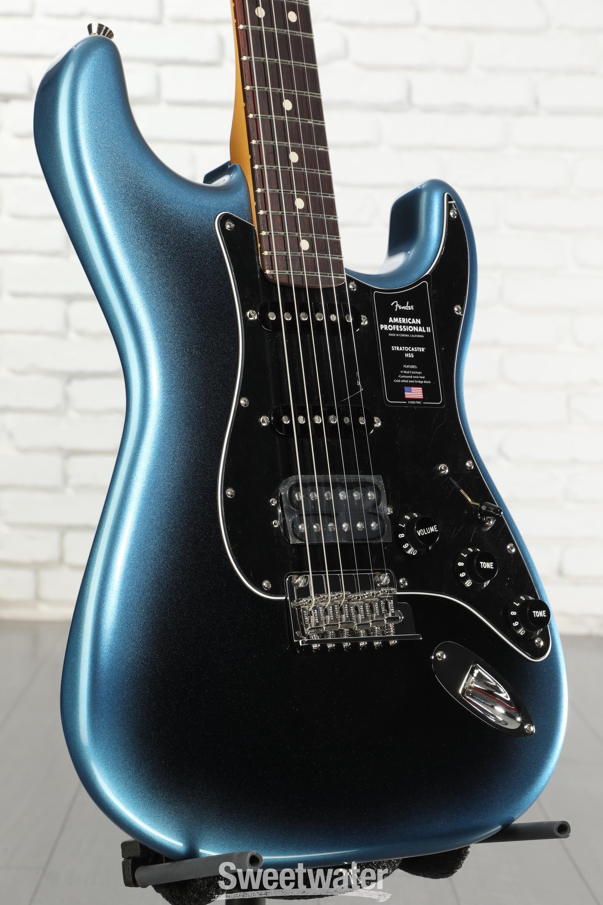 Fender American Professional II Stratocaster HSS Dark Night with