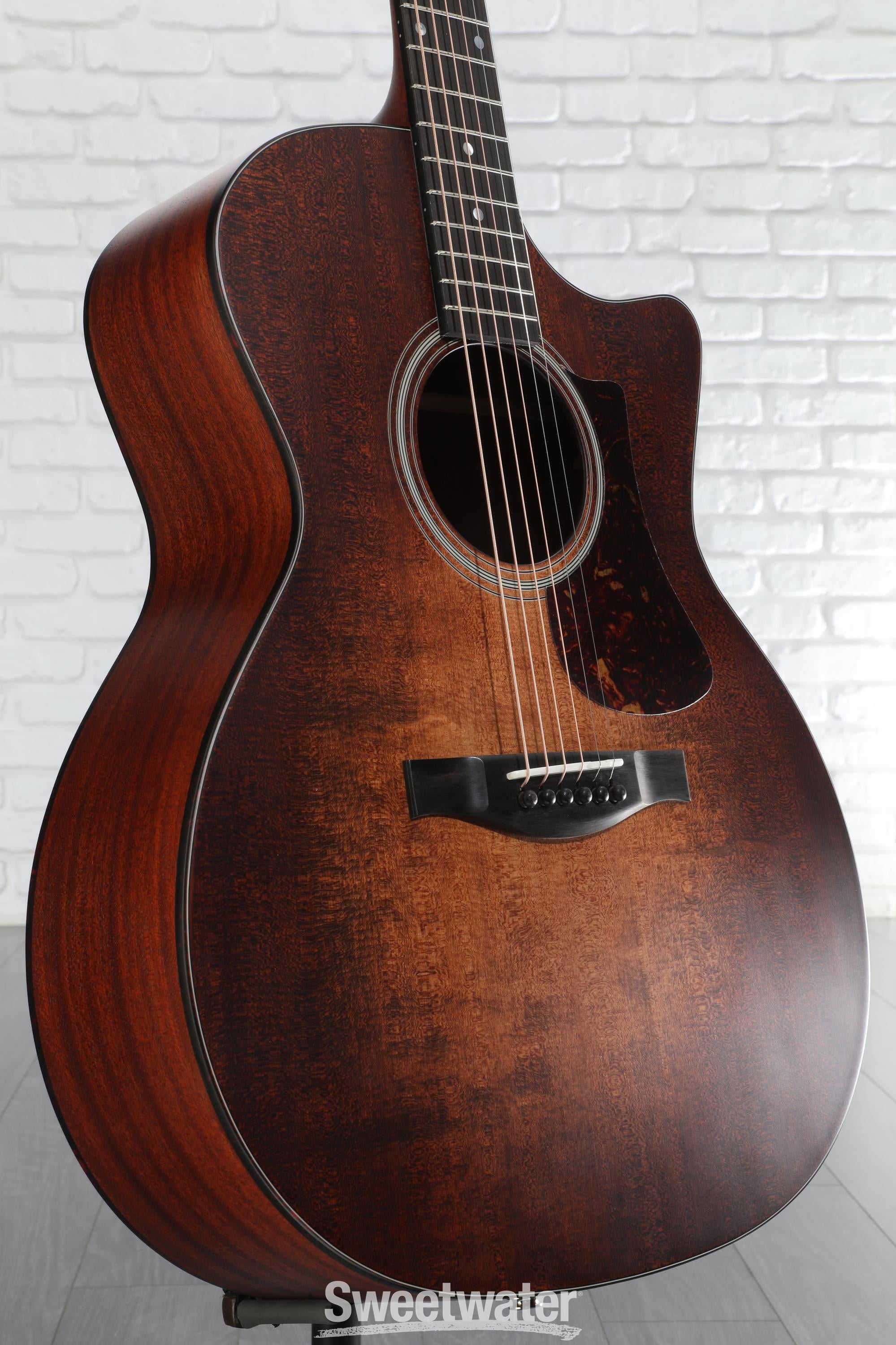Eastman Guitars AC122-1CE Grand Auditorium Acoustic-electric