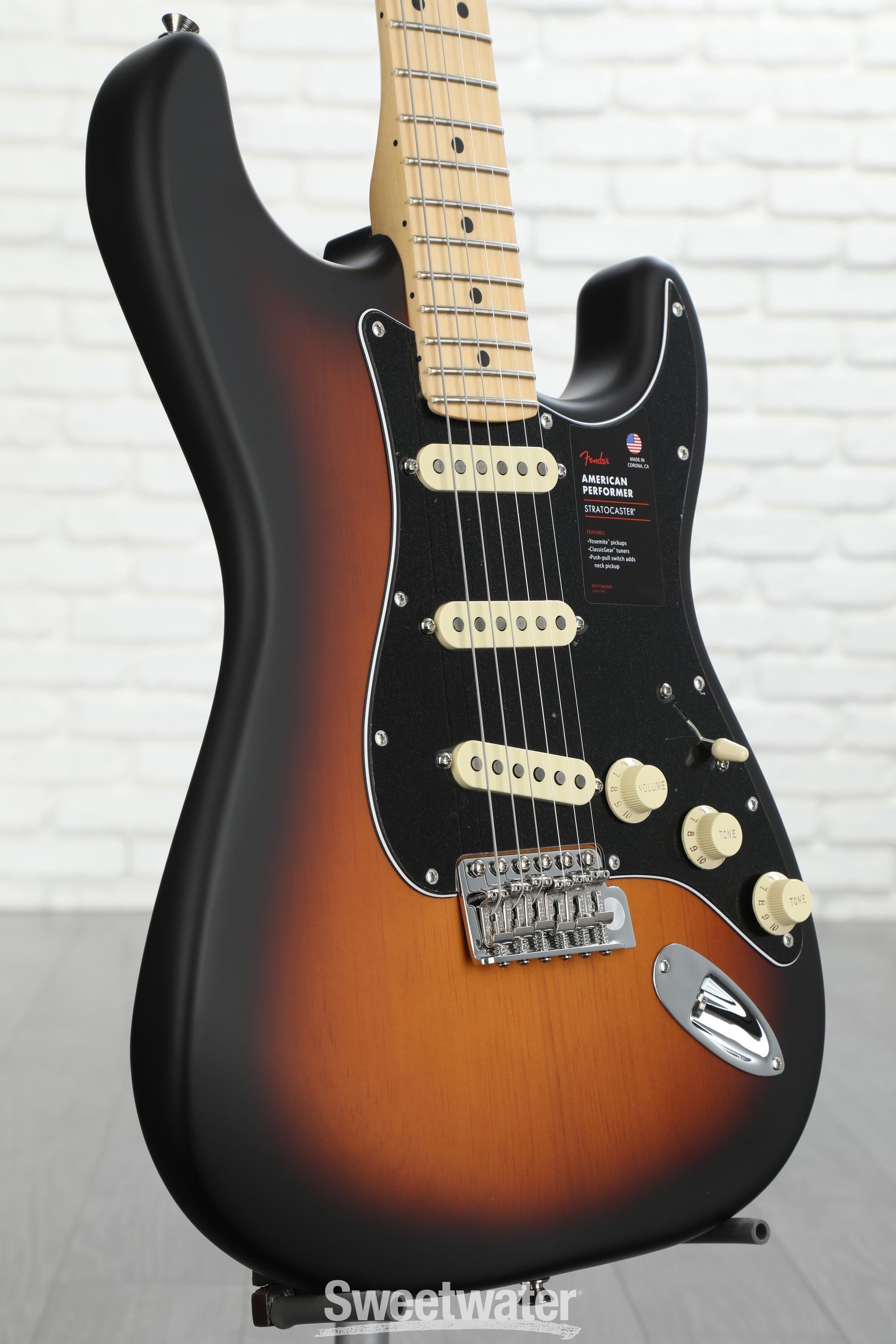 Fender Limited-edition American Performer Timber Stratocaster - 2