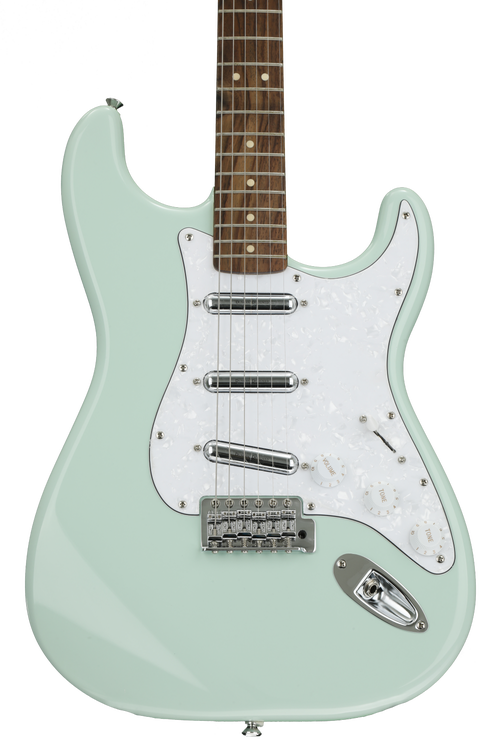 Squier Vintage Modified Surf Stratocaster - Surf Green Reviews