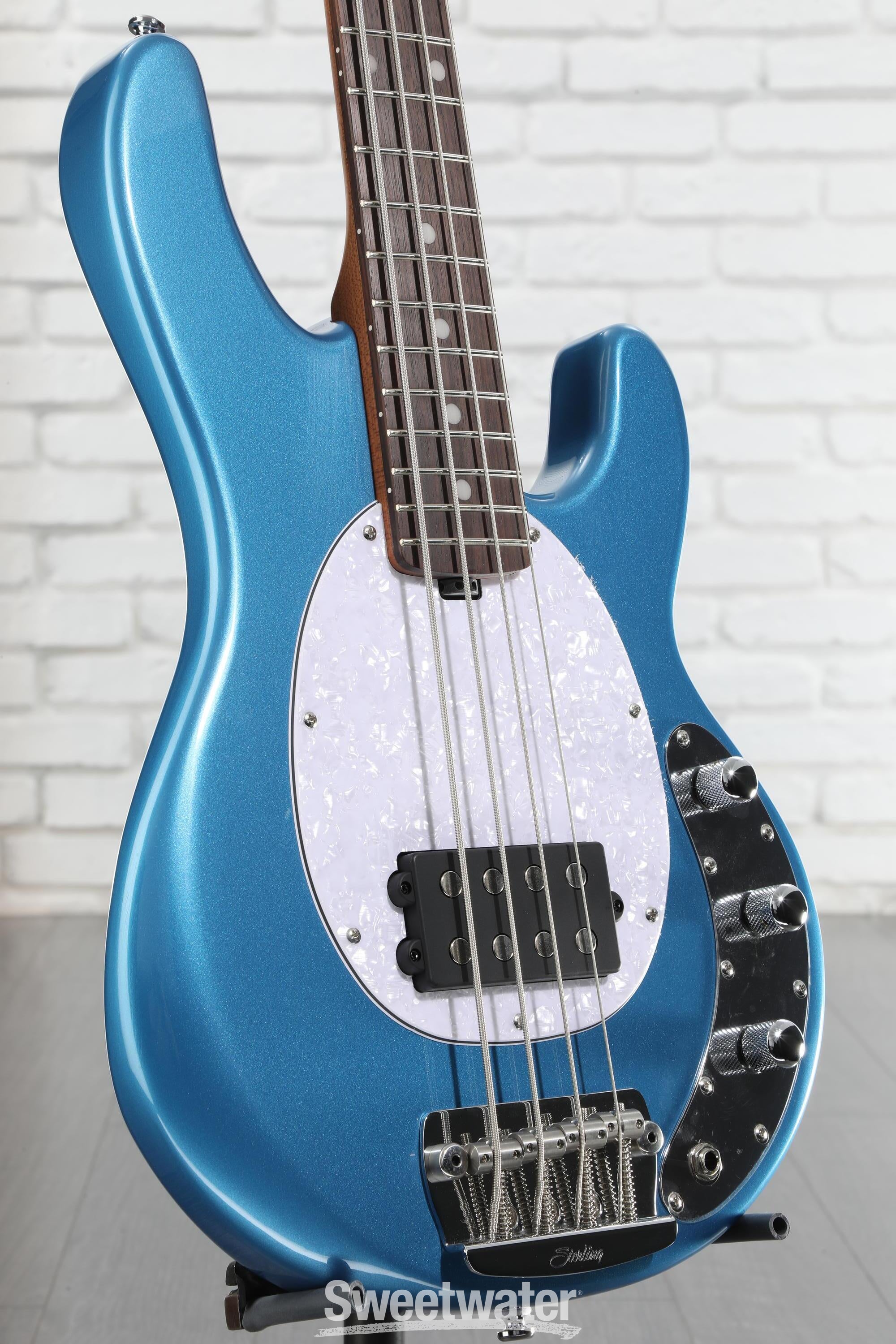 Sterling By Music Man StingRay RAYSS4 Short-scale Bass