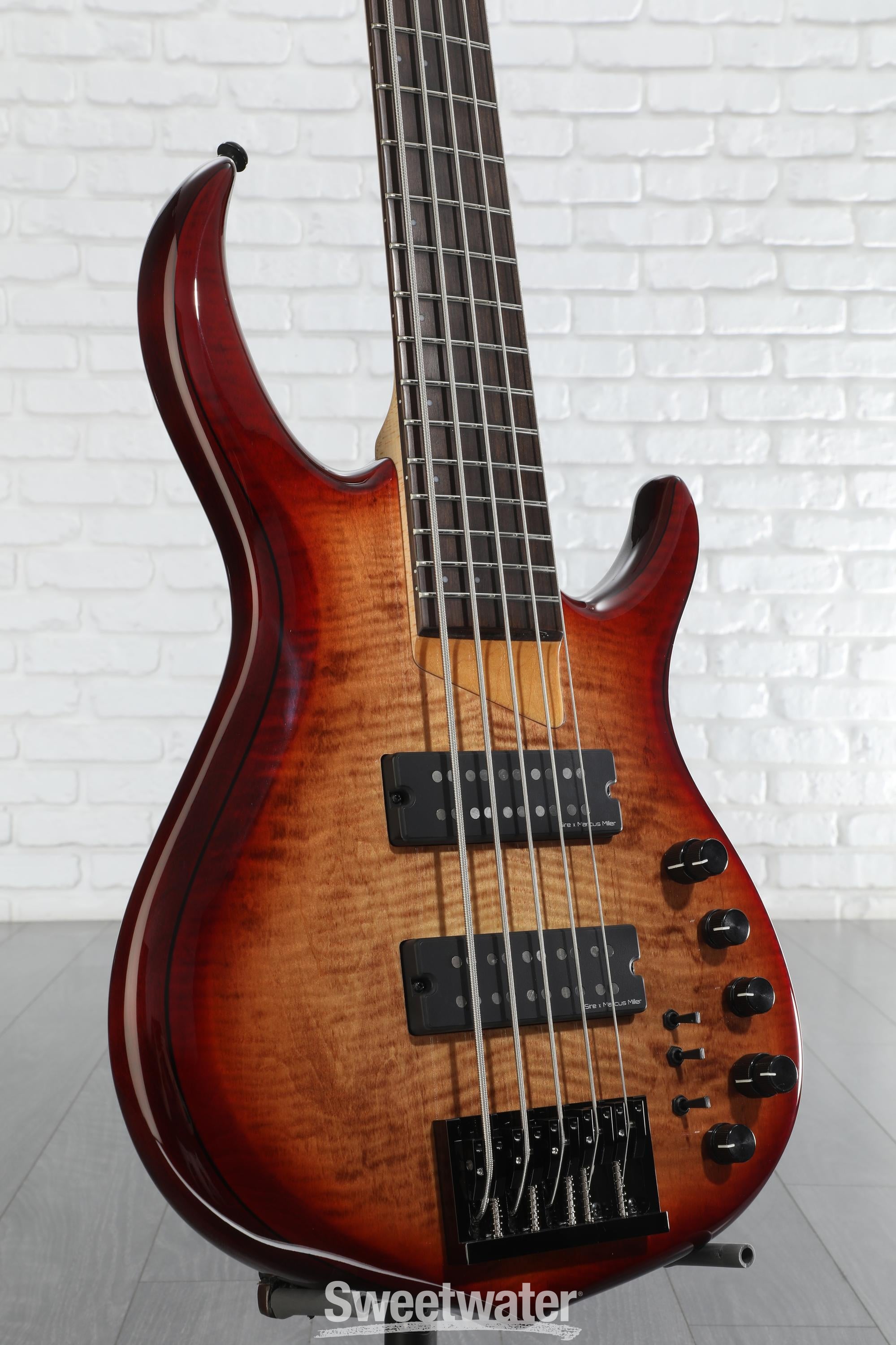 Sire Marcus Miller M7 Alder 5-string Bass Guitar - Brown Sunburst
