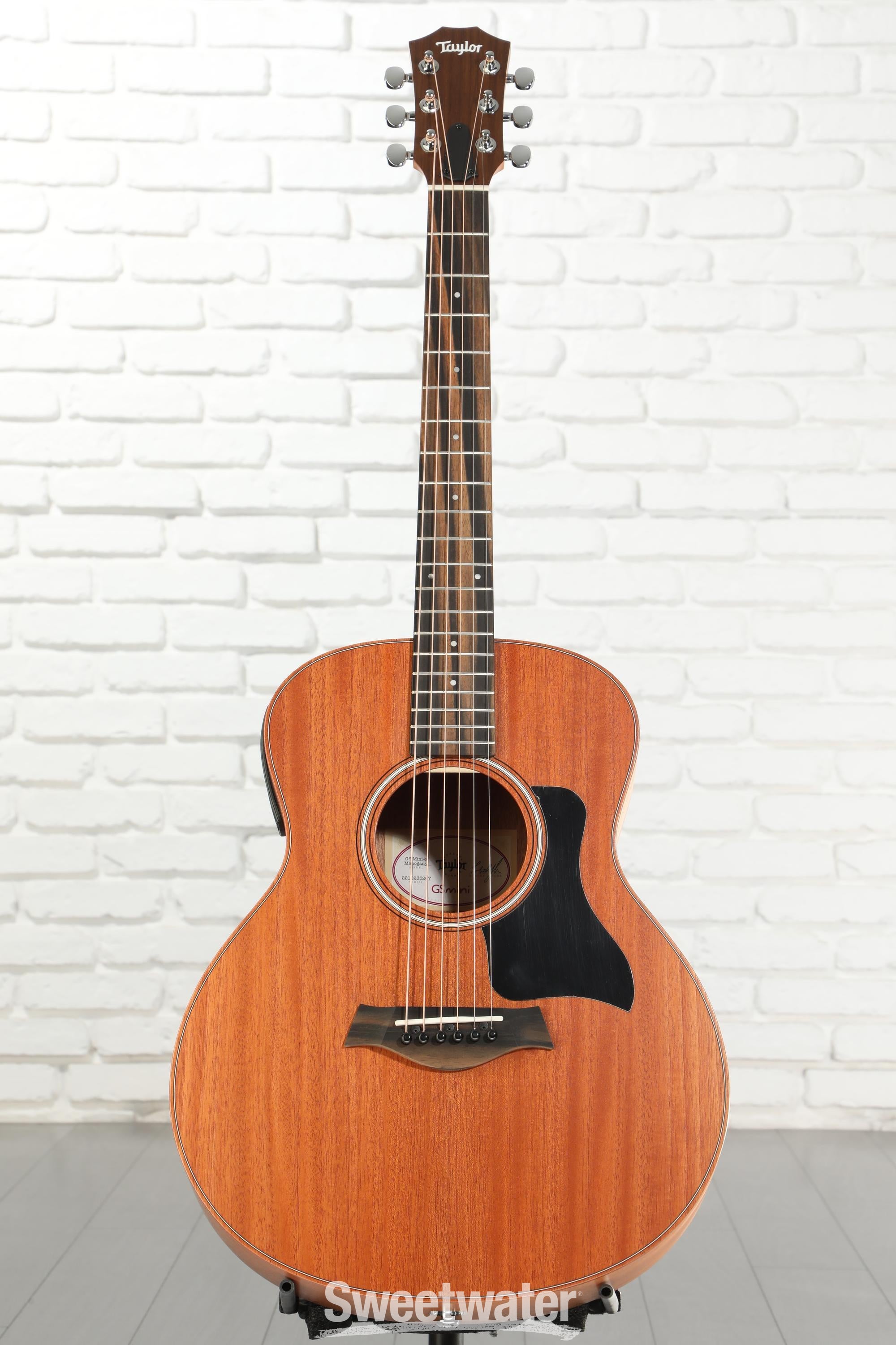 Taylor GS Mini-e Mahogany Acoustic-electric Guitar - Natural