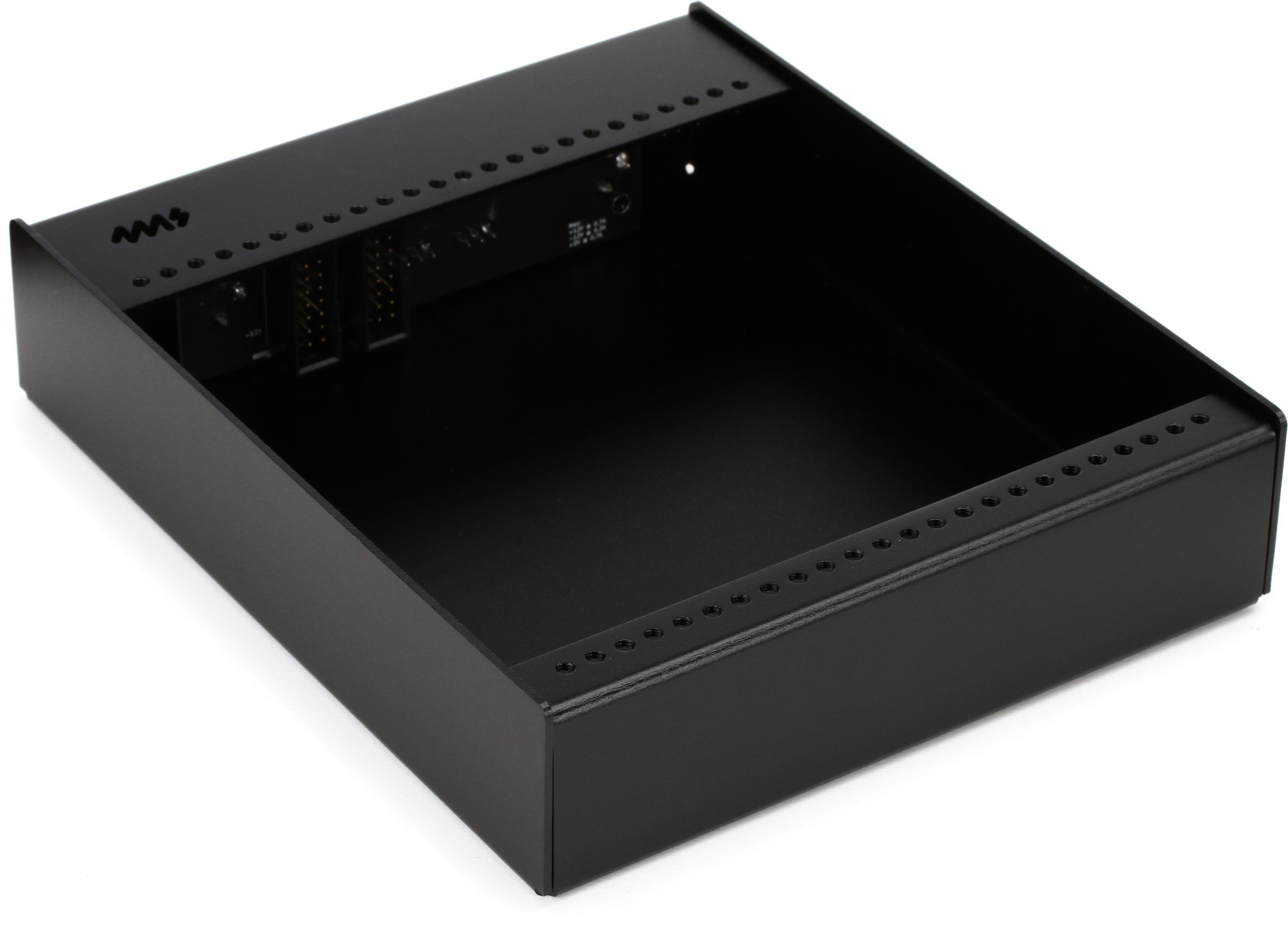 4ms Pod26 Eurorack Case with Bus Boards | Sweetwater