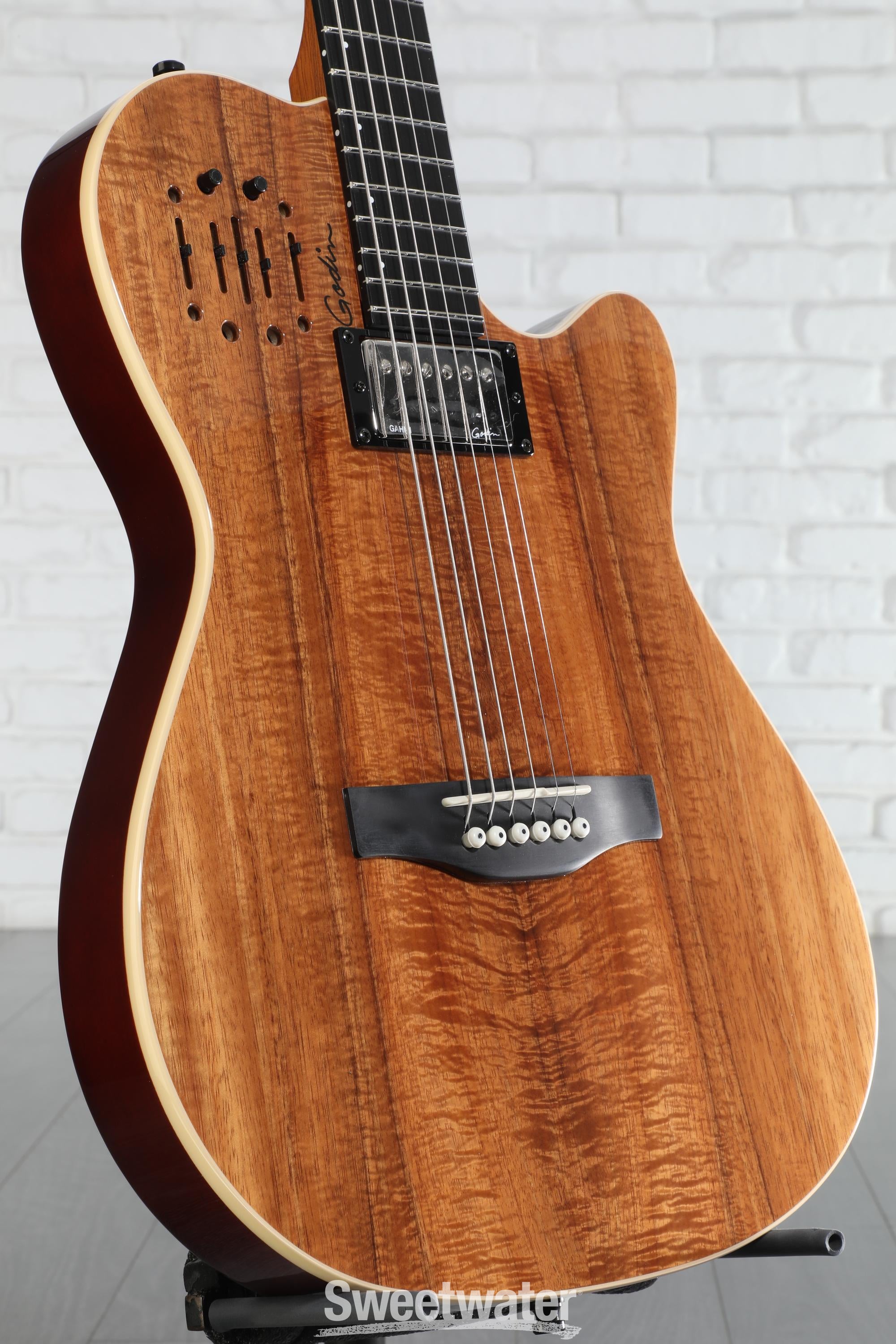 B*n様 Godin A6 ULTRA Extream KOA HG Godin A6 Ultra Extreme Koa HG - Natural | Sweetwater