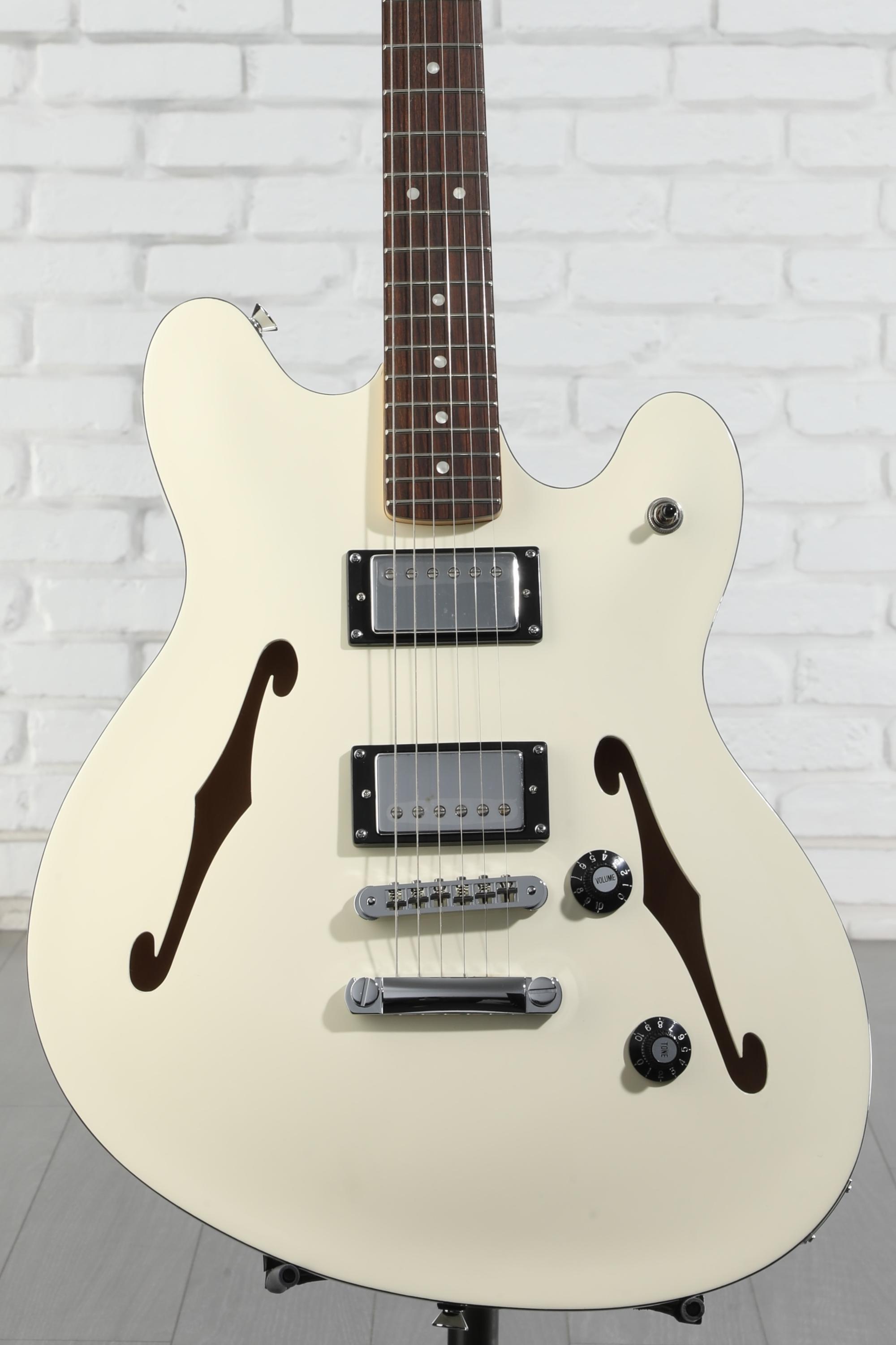 Squier Affinity Series Starcaster Deluxe Semi-hollowbody