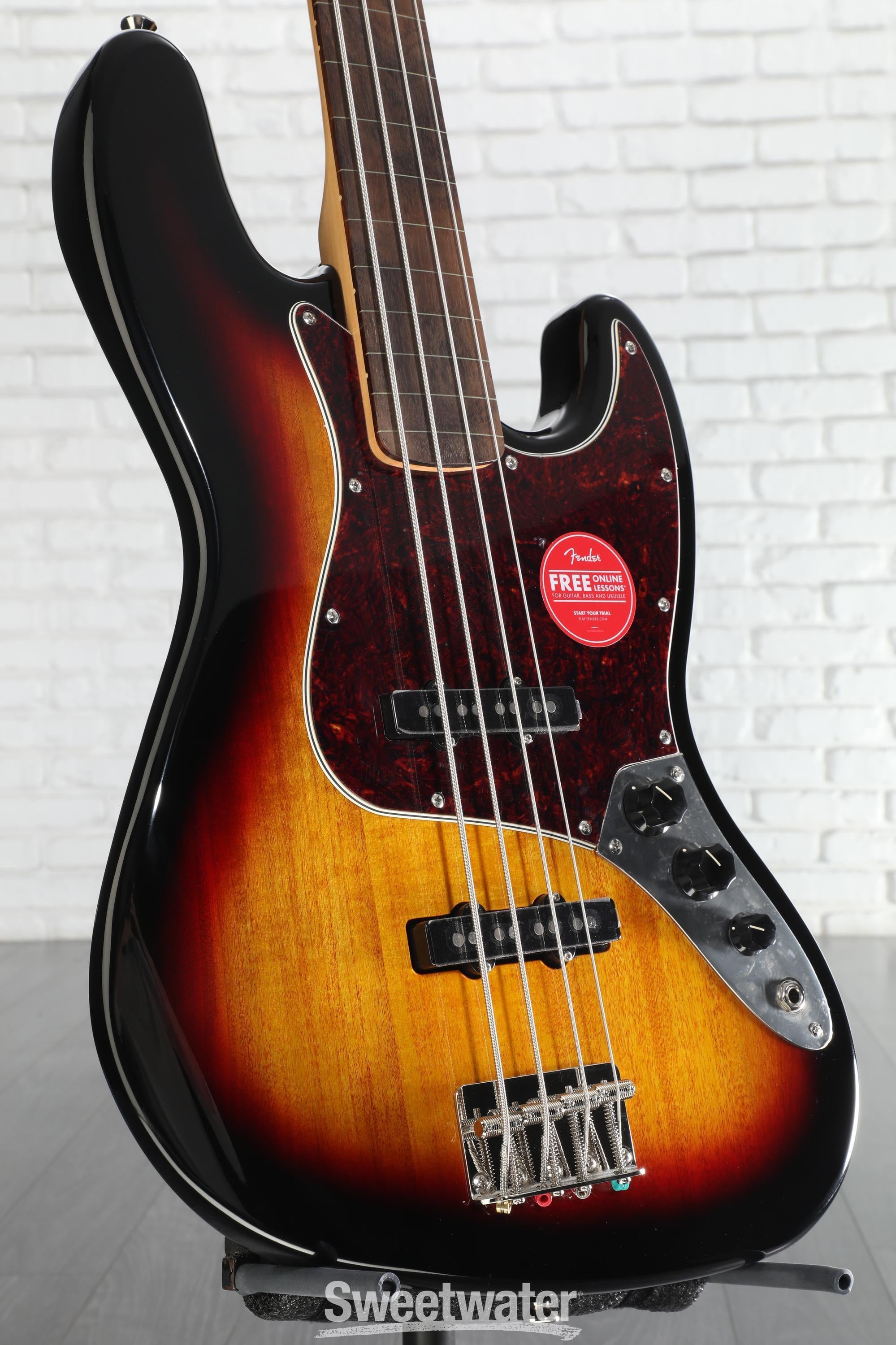 フレットレスsquire Classic Vibe 60s Jazz Bass Squier Classic Vibe '60s Fretless Jazz Bass - 3-Tone Sunburst