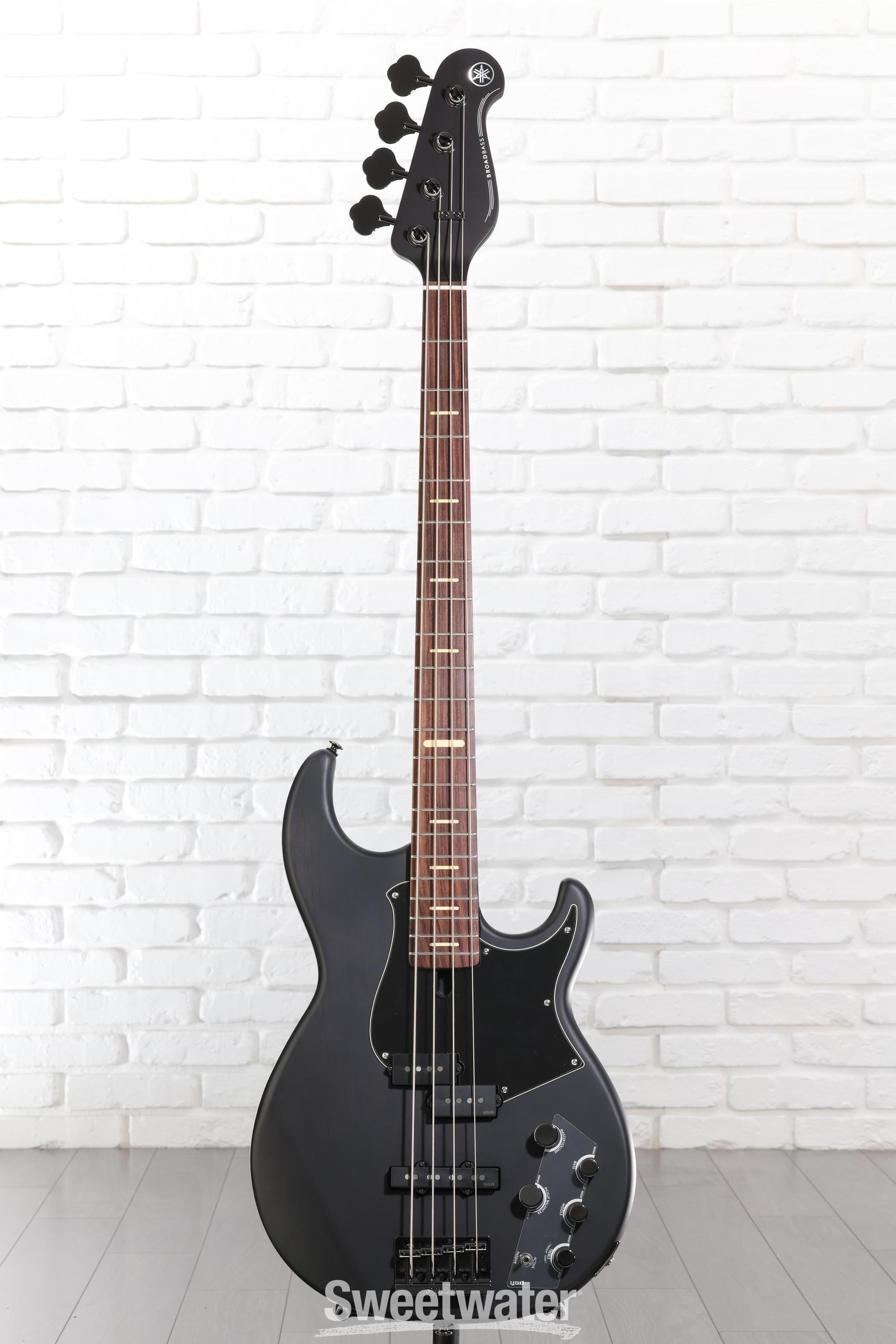 Yamaha BB734A 4-string Bass Guitar - Translucent Matte Black
